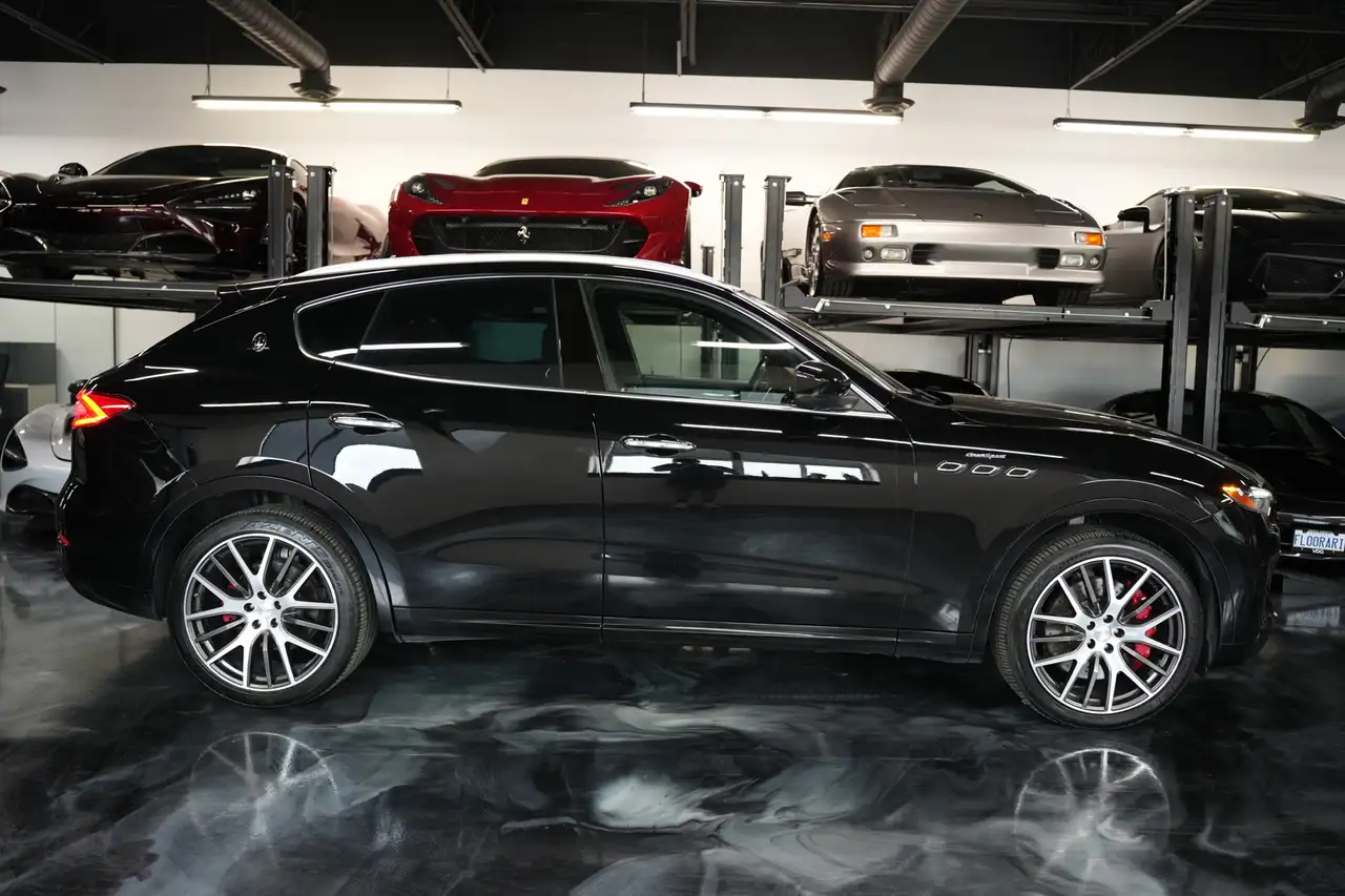 Maserati Levante снимка Maserati Levante