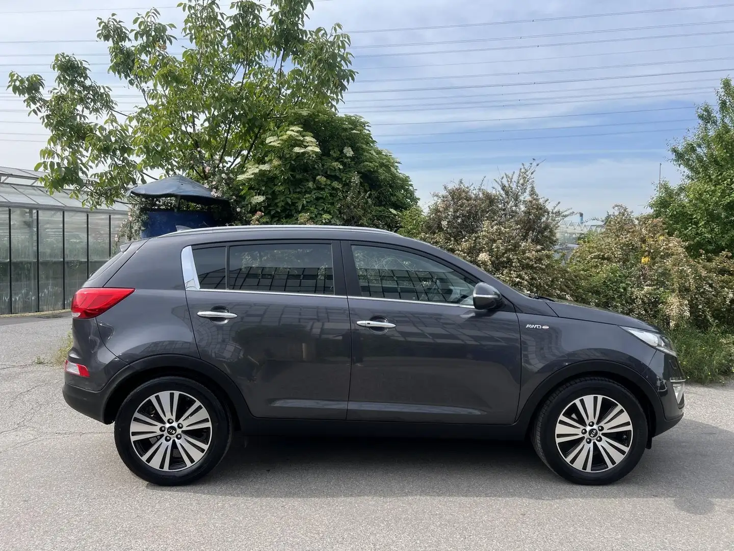 Kia Sportage Platin 2,0CRDi AWD Aut AHK Servicebuch Navi Kamera Grigio - 2