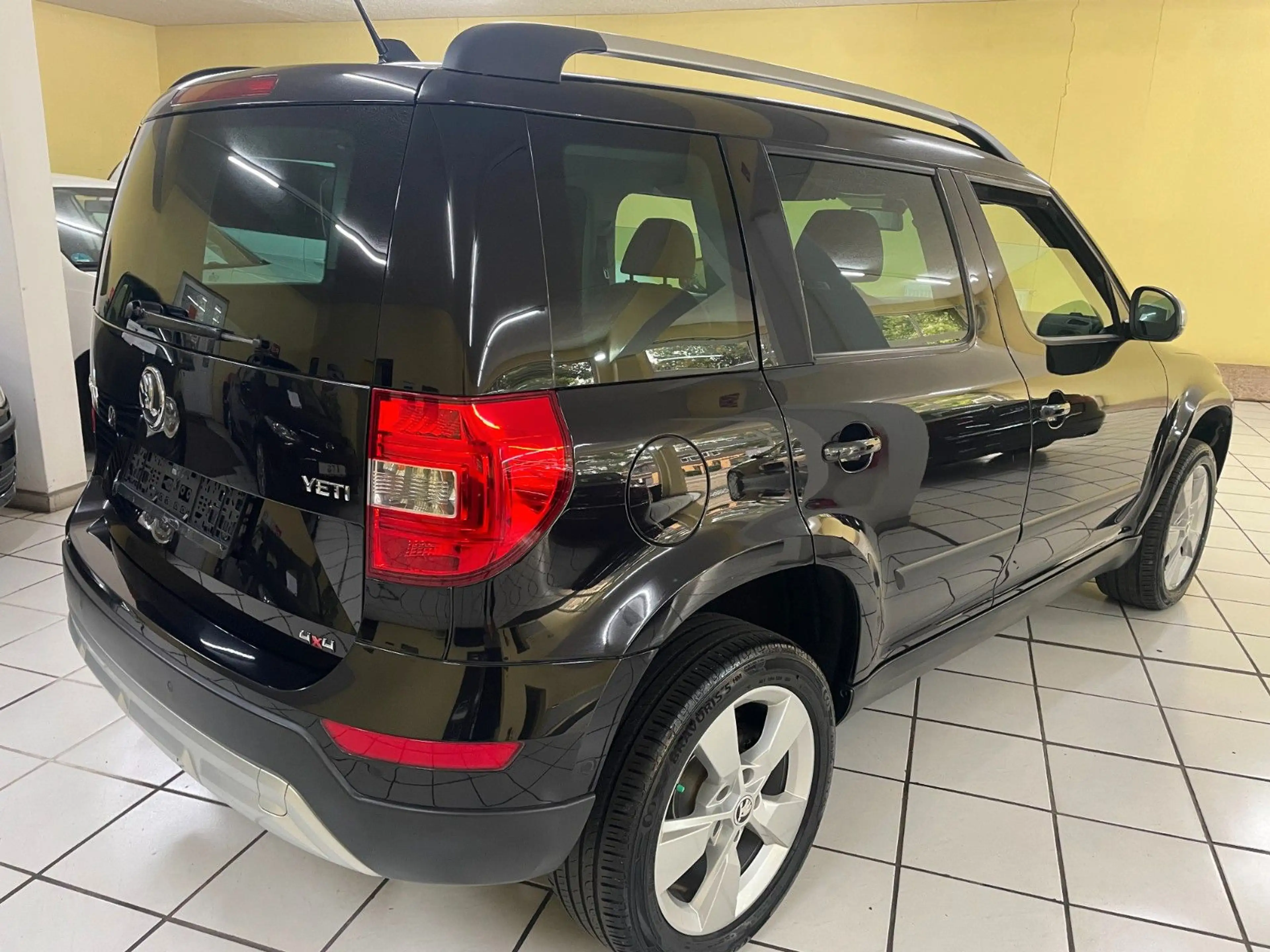 Skoda Yeti Elegance Outdoor 4x4 DSG, Navi,Xenon,AHK — photo 7
