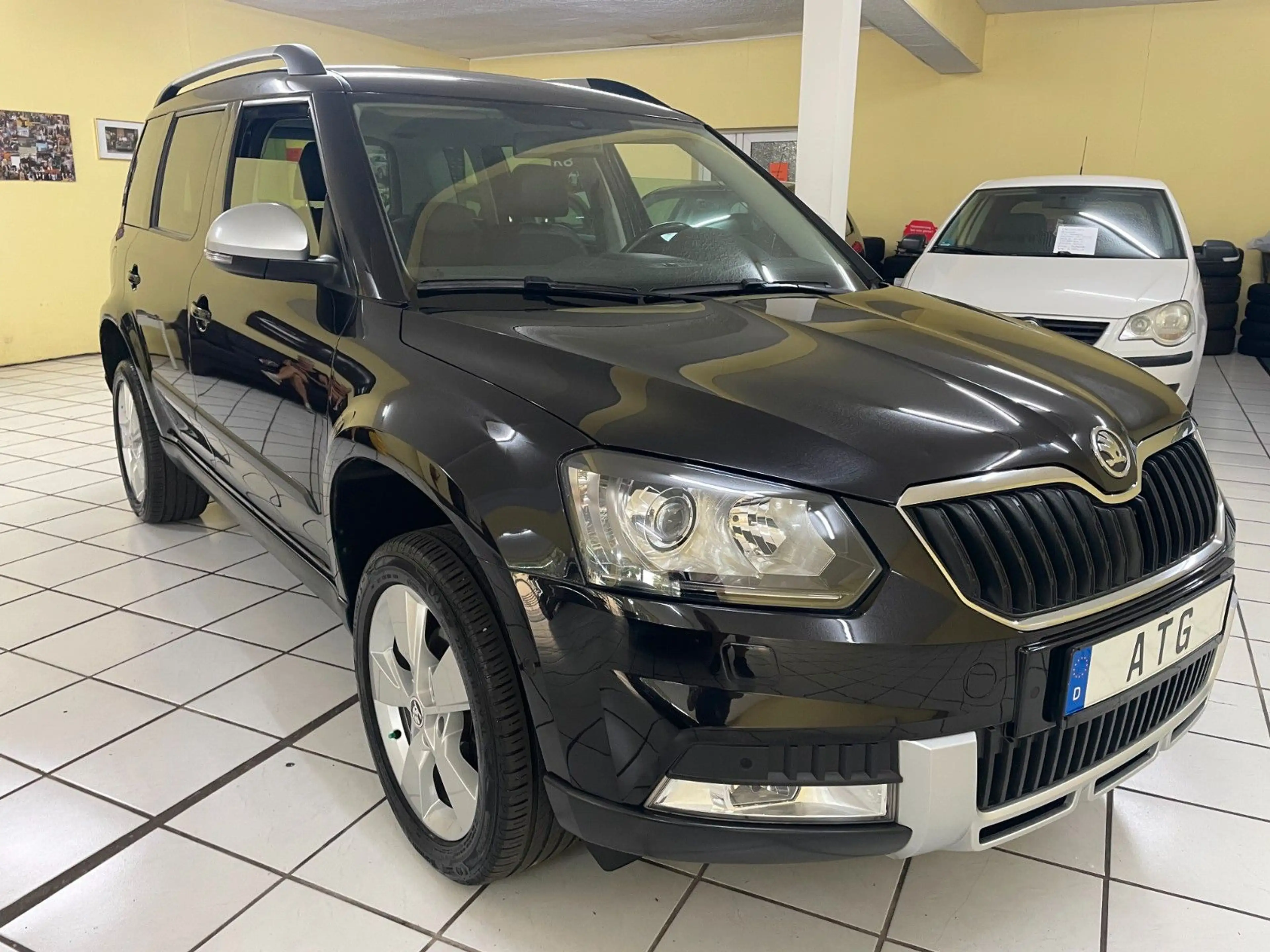 Skoda Yeti Elegance Outdoor 4x4 DSG, Navi,Xenon,AHK