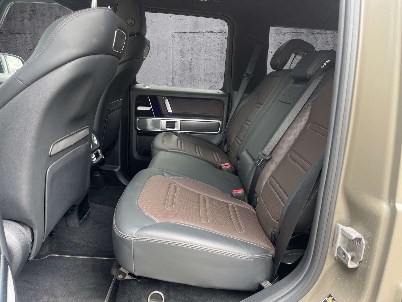 Mercedes-Benz G 400