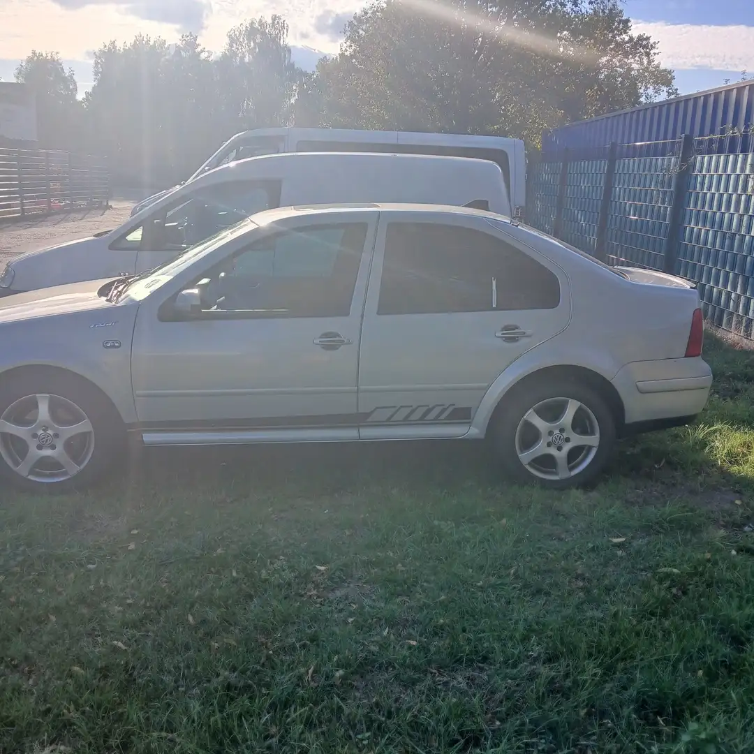 Volkswagen Bora 2.0 Sport Edition - 2