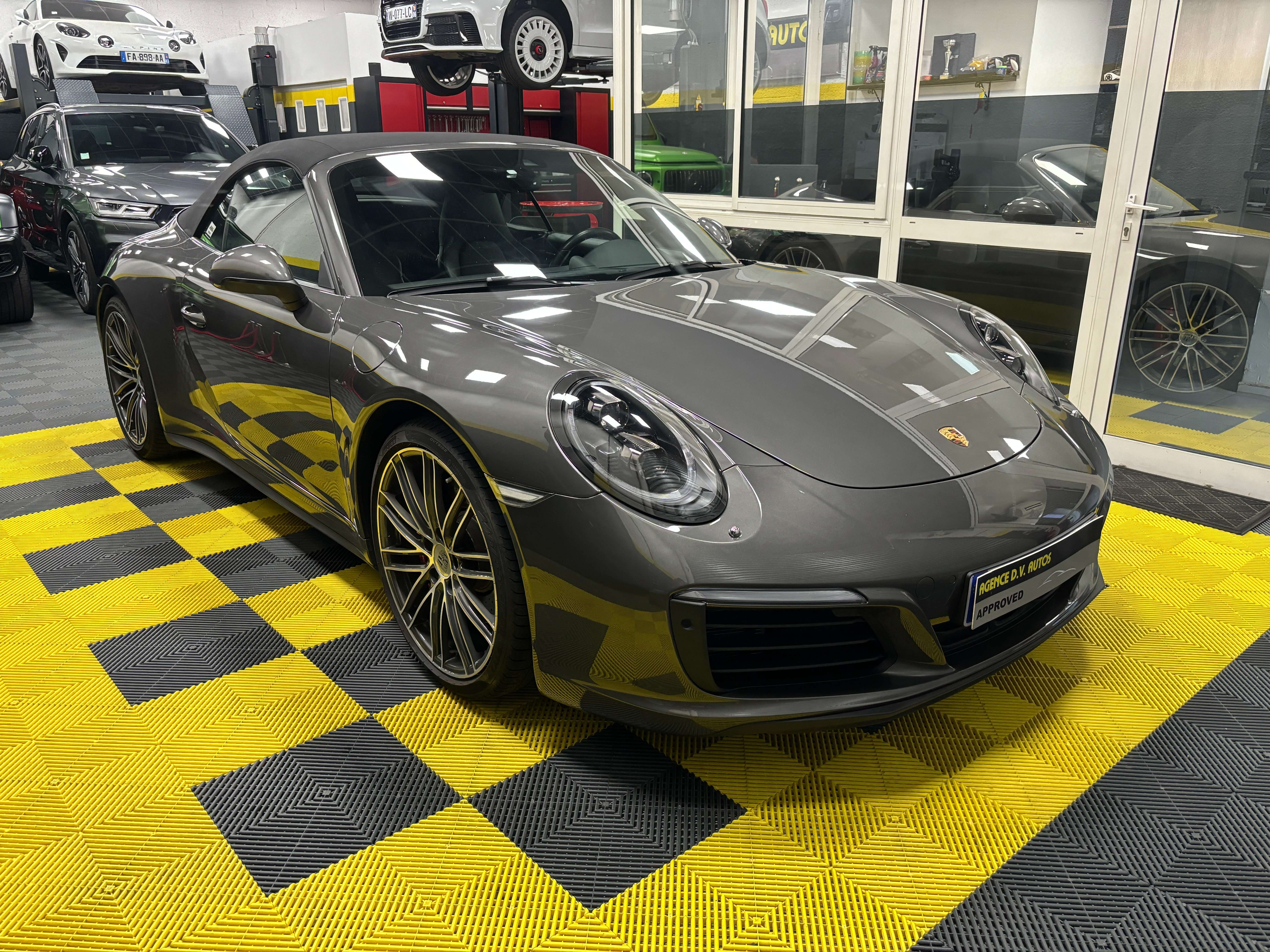 Porsche 911