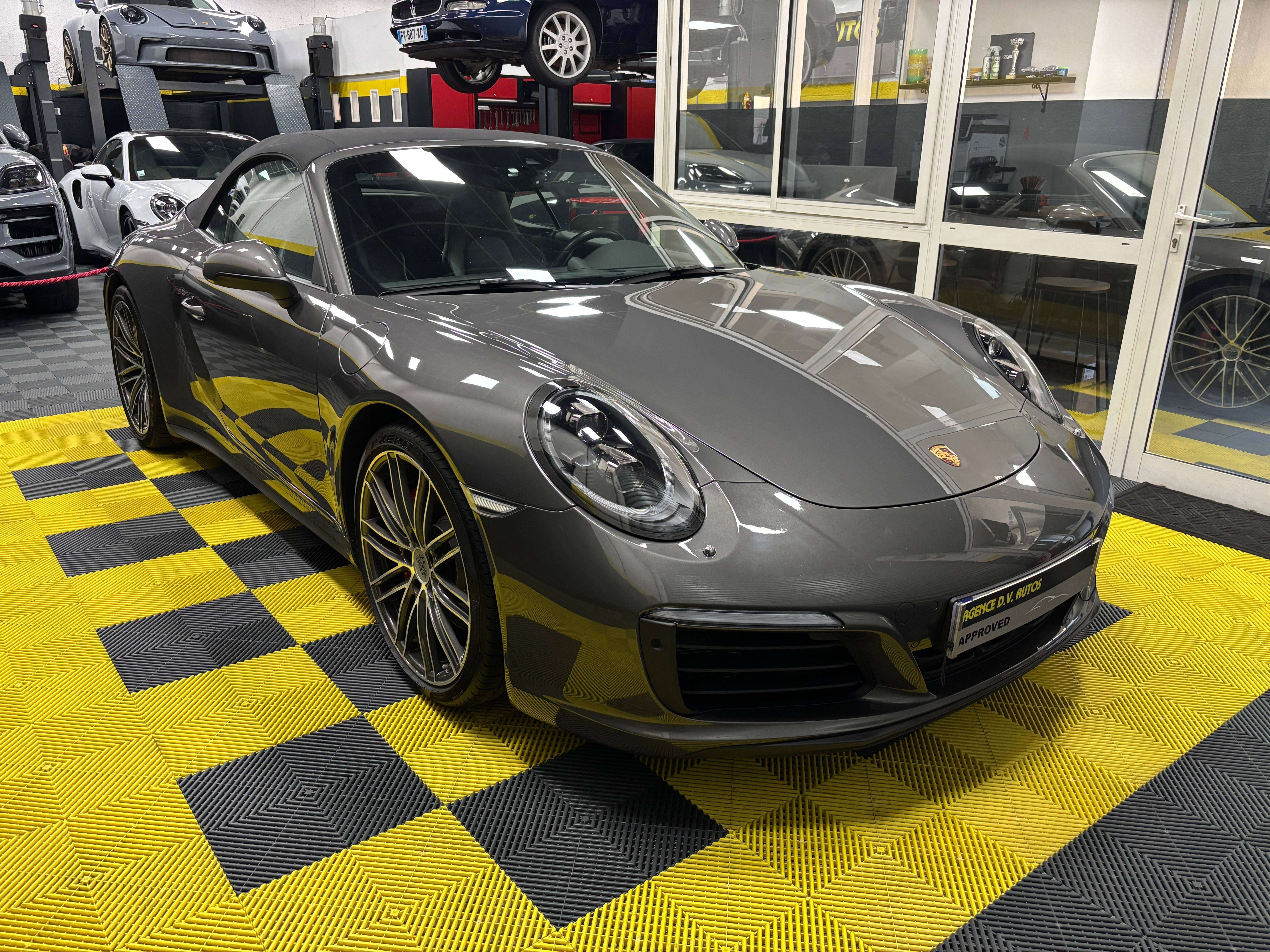 Porsche 911
