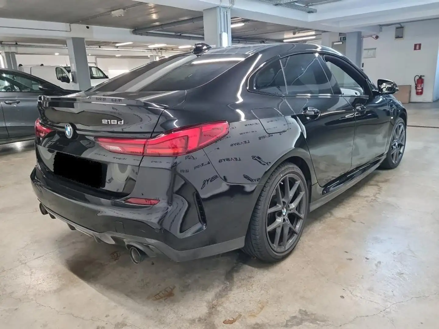 BMW 218d Gran Coupe M Sport Aut GRA Navi LED PDC SHZ Schwarz - 2