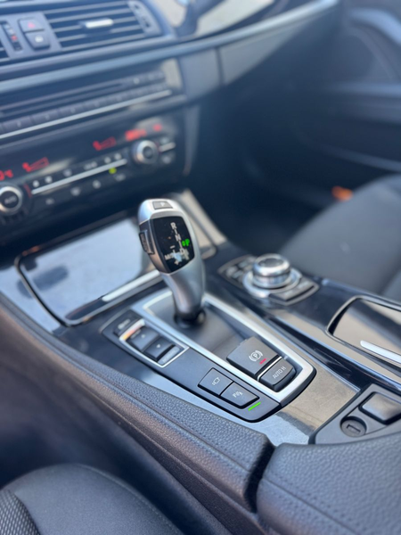 BMW 523 i Lim. Automatik *TÜV + Service NEU*HUD*SHZ — photo 12