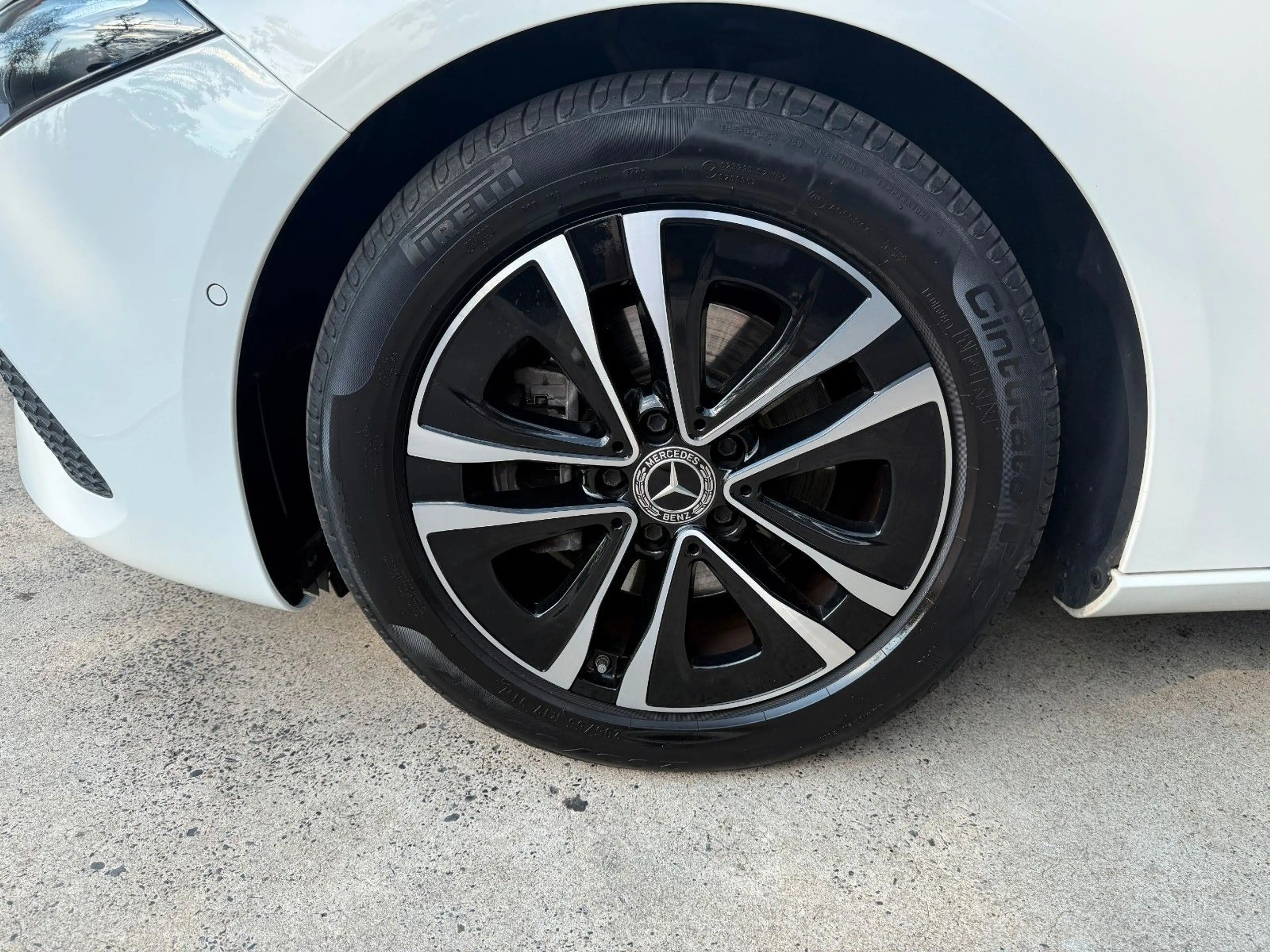 Mercedes-Benz A 180 A TOP AUSSTATTUNG MEMORY 360° KAM GARANTIE — photo 11