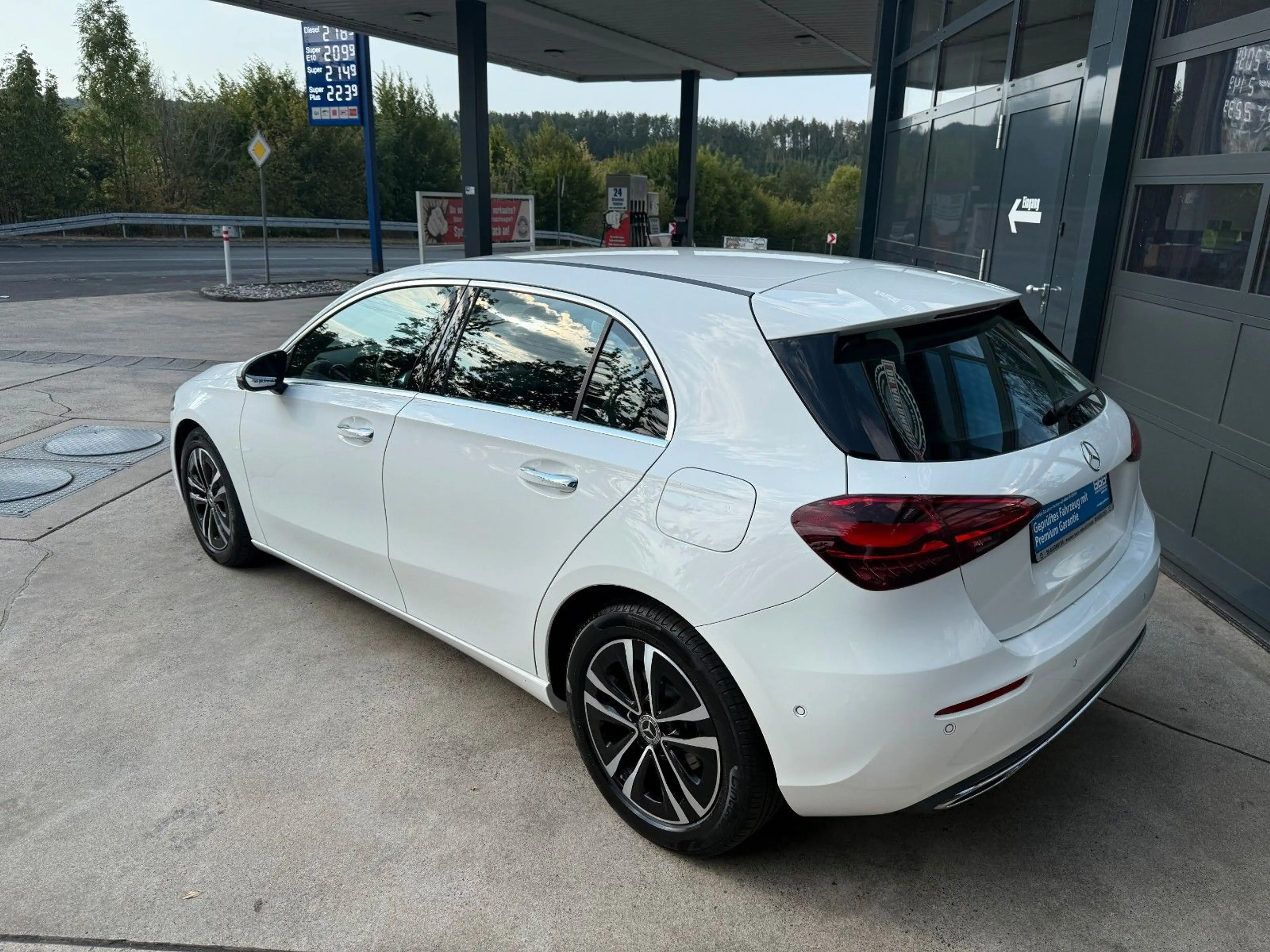 Mercedes-Benz A 180 A TOP AUSSTATTUNG MEMORY 360° KAM GARANTIE — photo 4