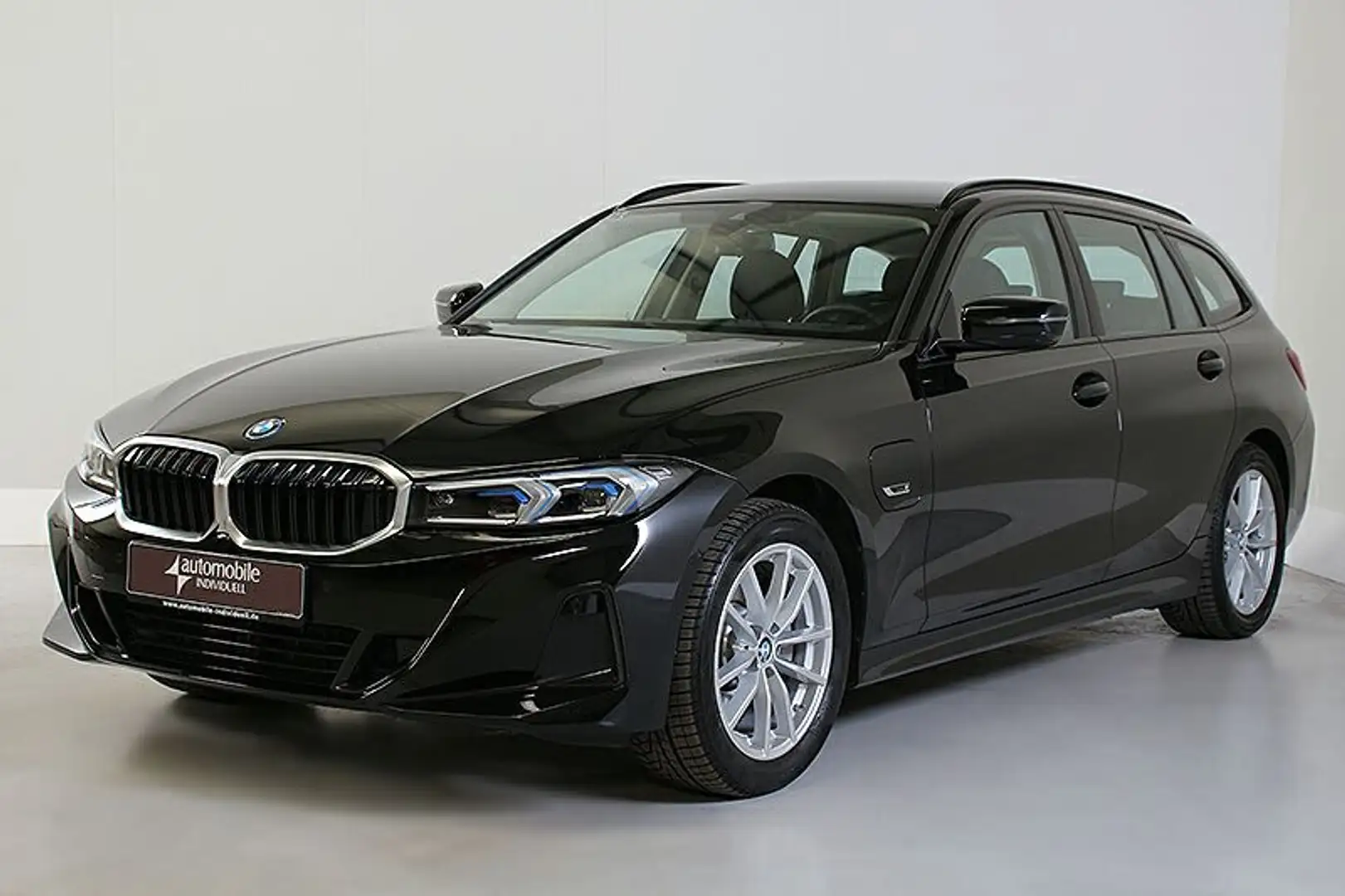 BMW 330 e AT xDr. LED Widescreen HiFi Kamera Wireless Schwarz - 2