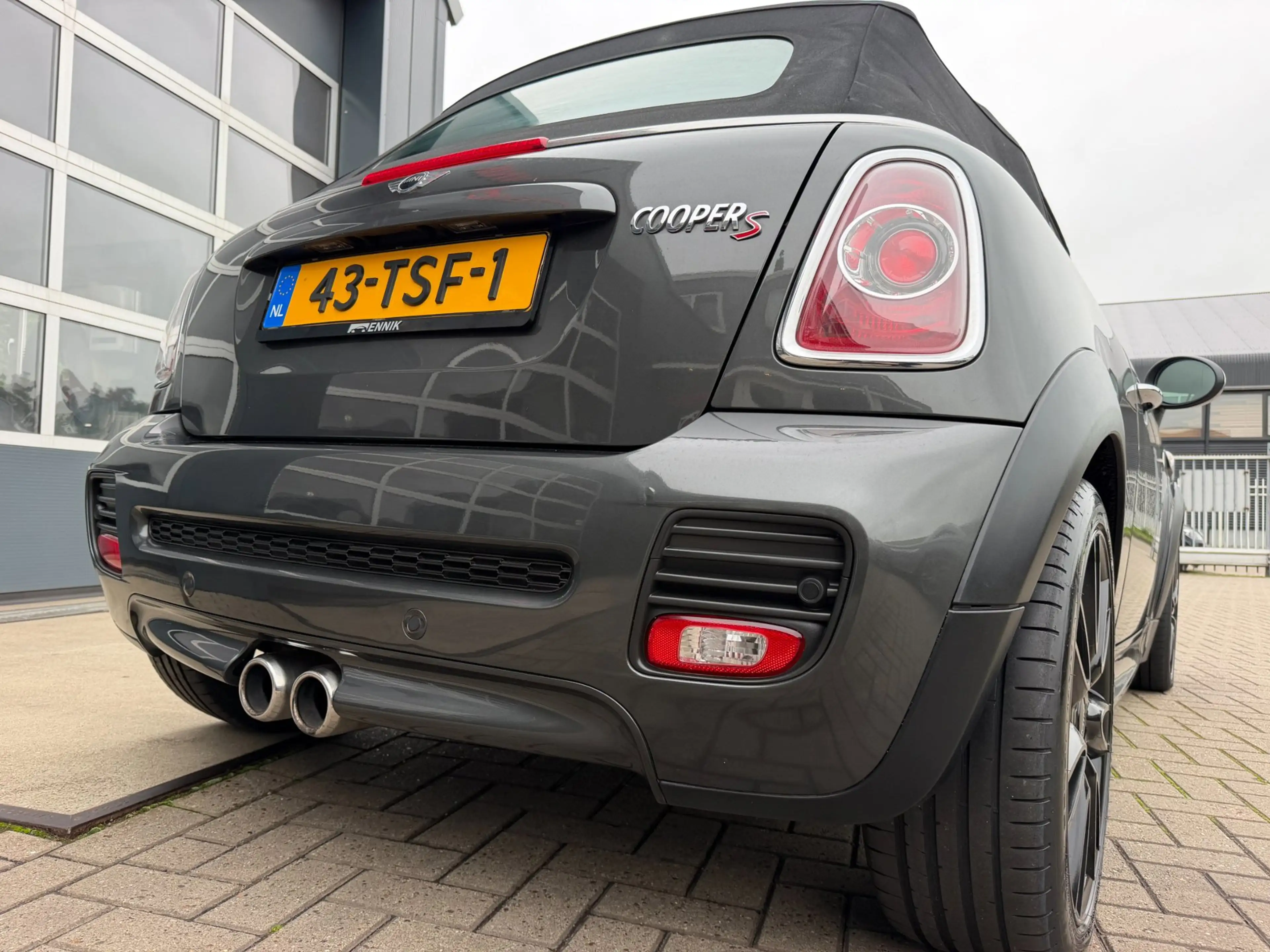 MINI Cooper S Cabrio 1.6 Chili Works / Harman & Kardon / Leder / Cruise — photo 21