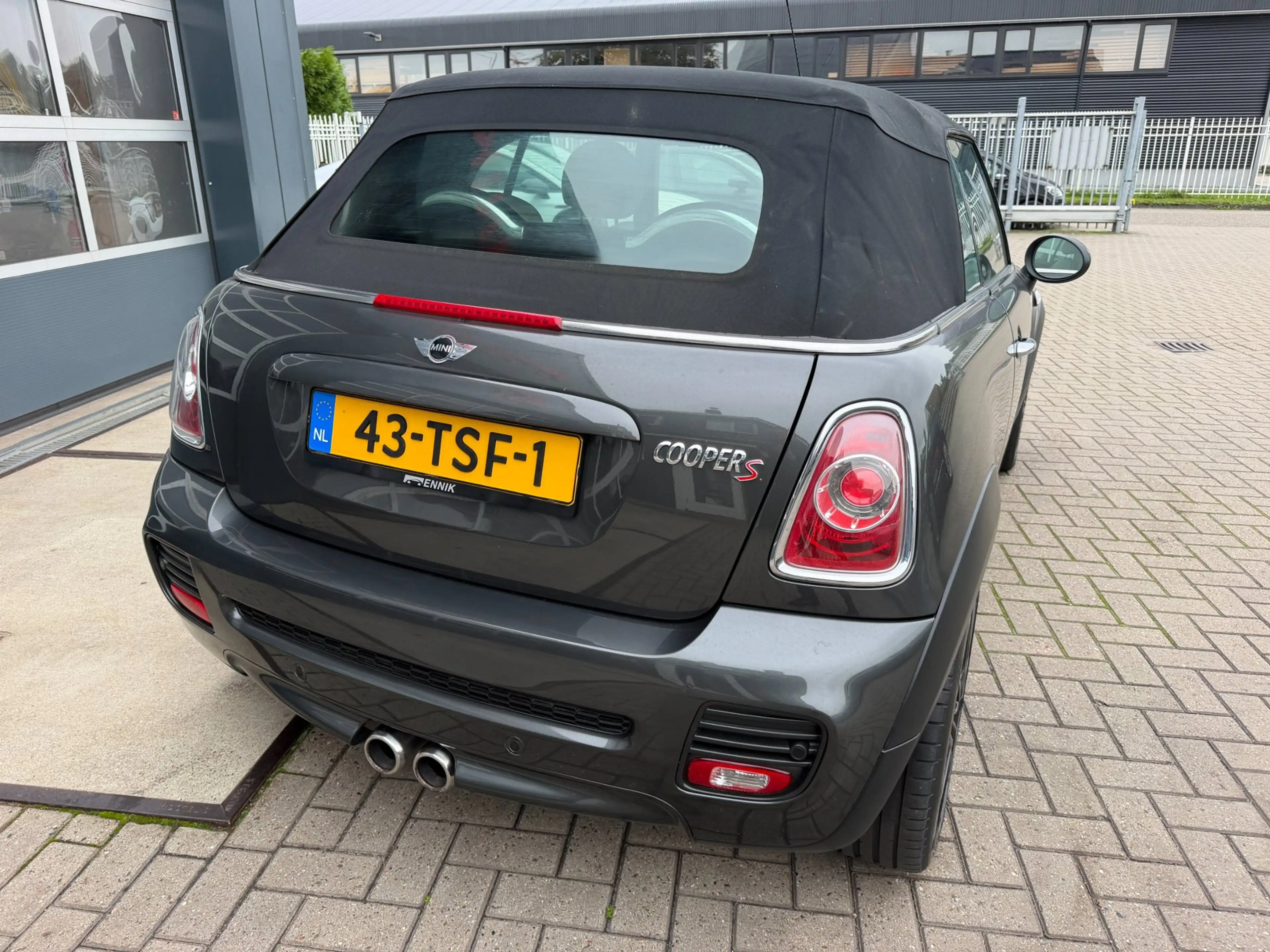 MINI Cooper S Cabrio 1.6 Chili Works / Harman & Kardon / Leder / Cruise — photo 9