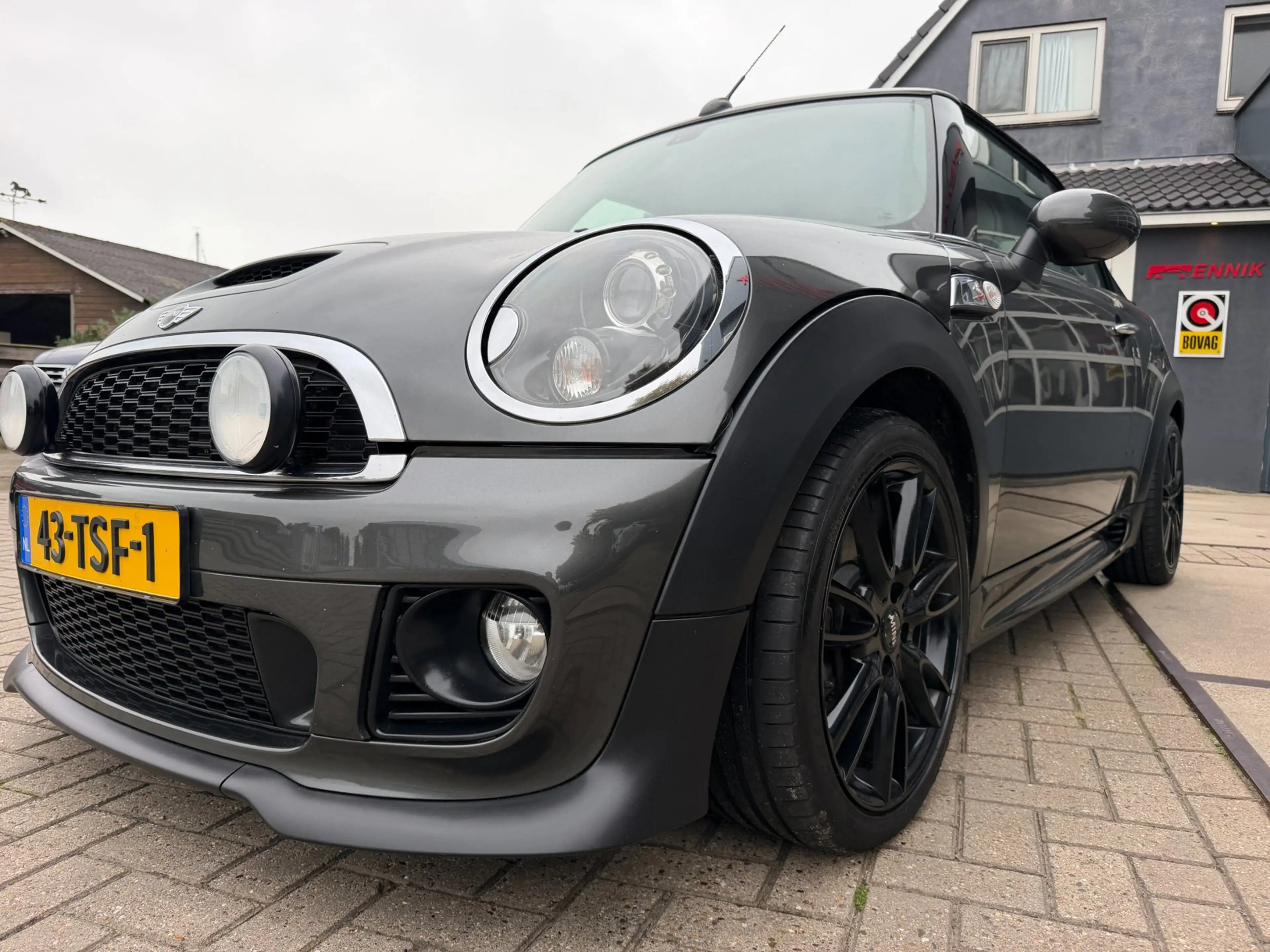 MINI Cooper S Cabrio 1.6 Chili Works / Harman & Kardon / Leder / Cruise — photo 15