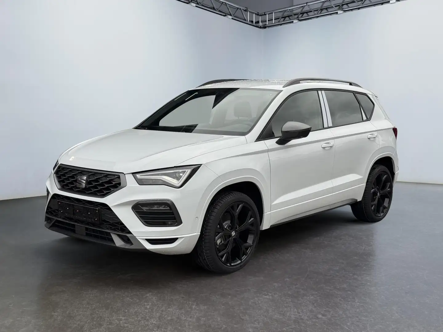 SEAT Ateca 1.5 TSI DSG FR Black Edition 19Z AHK PDC SHZ Na... Weiß - 2