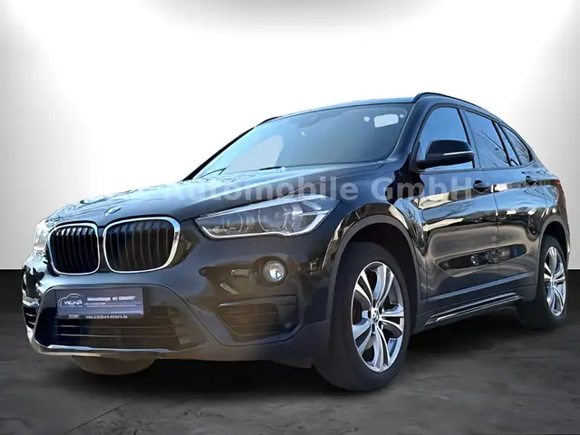 BMW X1 18 i SportLine PANO/XENON/SHZ/TEMPOMT/GARANTIE