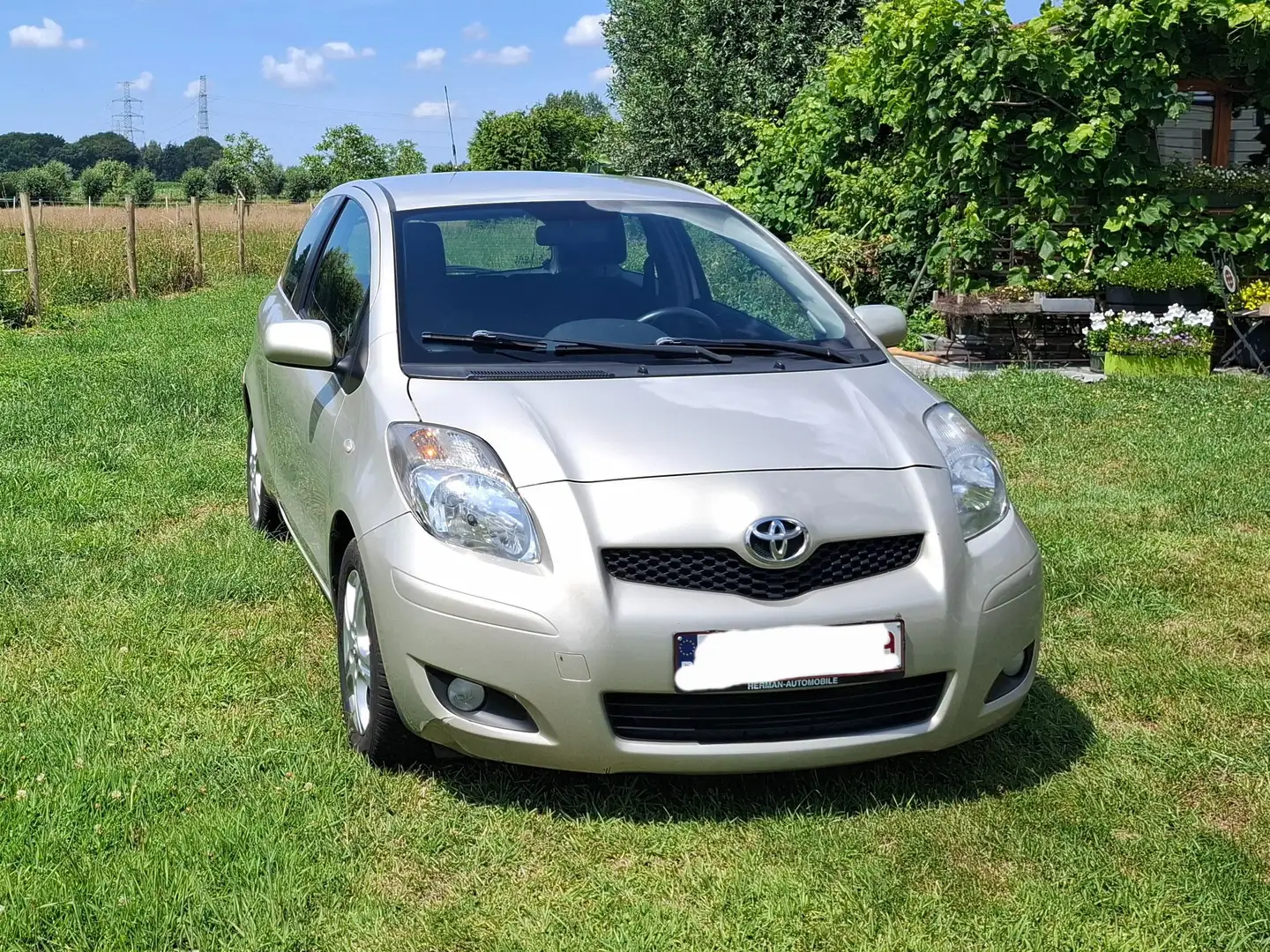 Toyota Yaris Yaris 1.4 D-4D LONDON Beige - 2