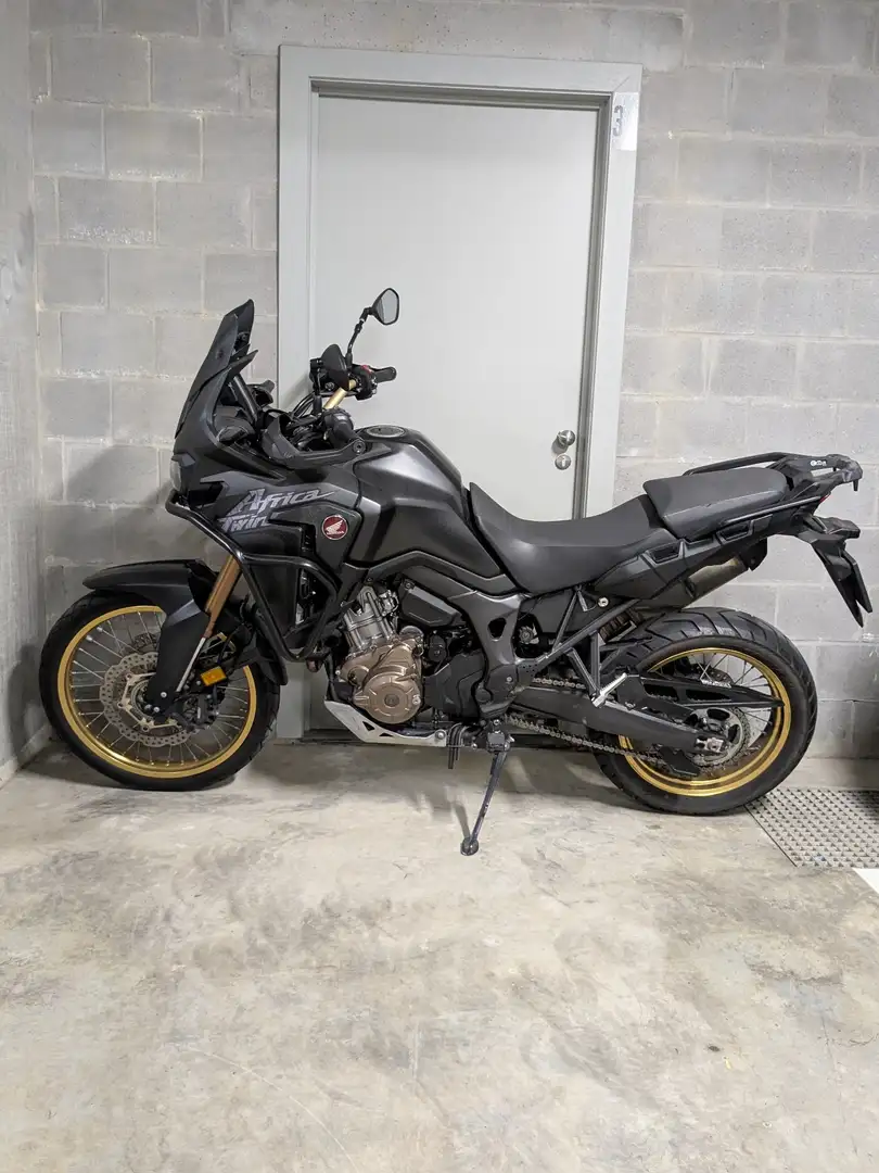 Honda CRF 1000 Fekete - 1