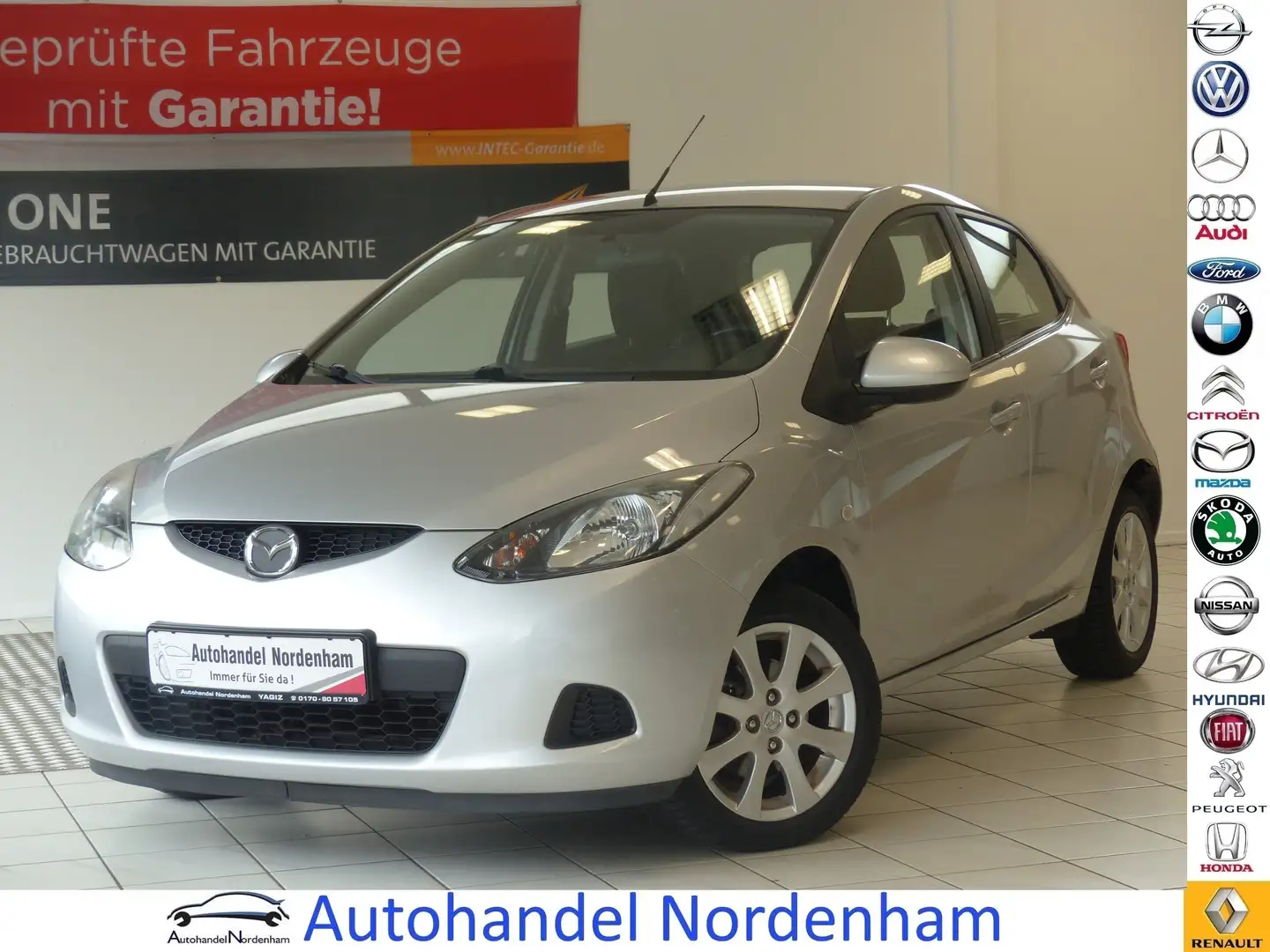 Mazda 2 1.3 Independence*KLIMA*5 TRG*SHZ*TÜV NEU* Argent - 1