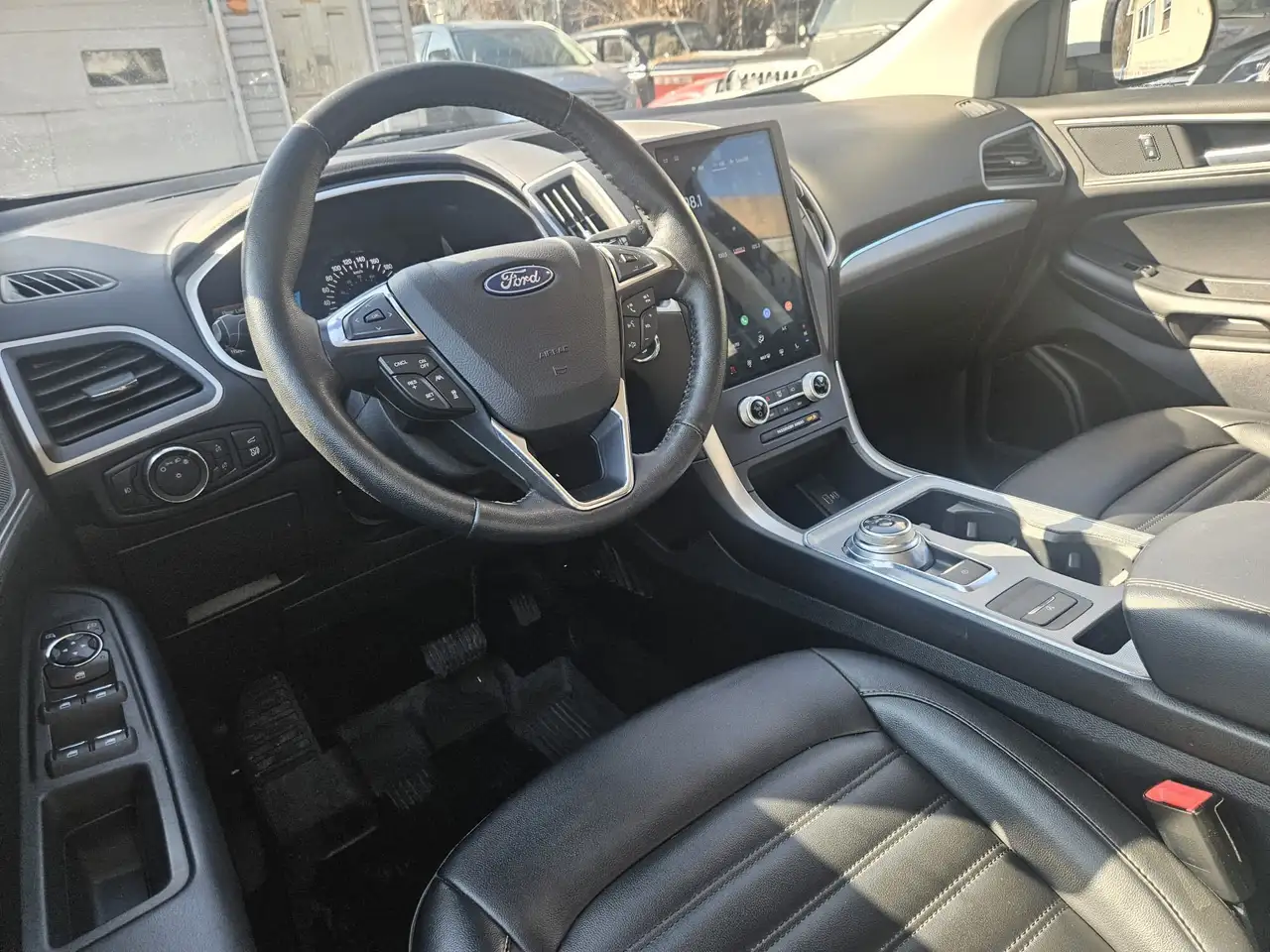 Ford Edge снимка Ford Edge