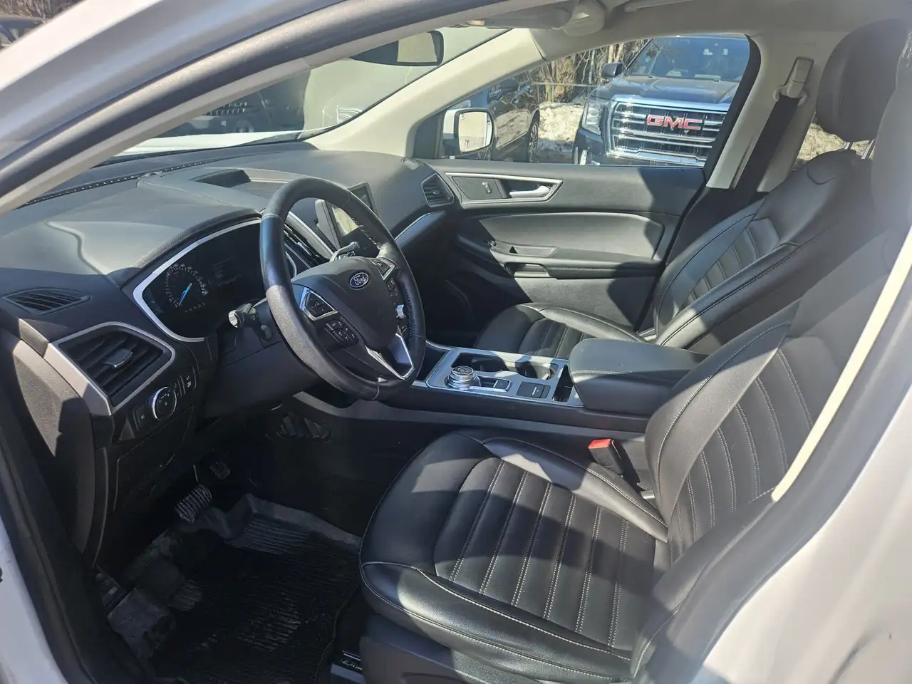 Ford Edge снимка Ford Edge