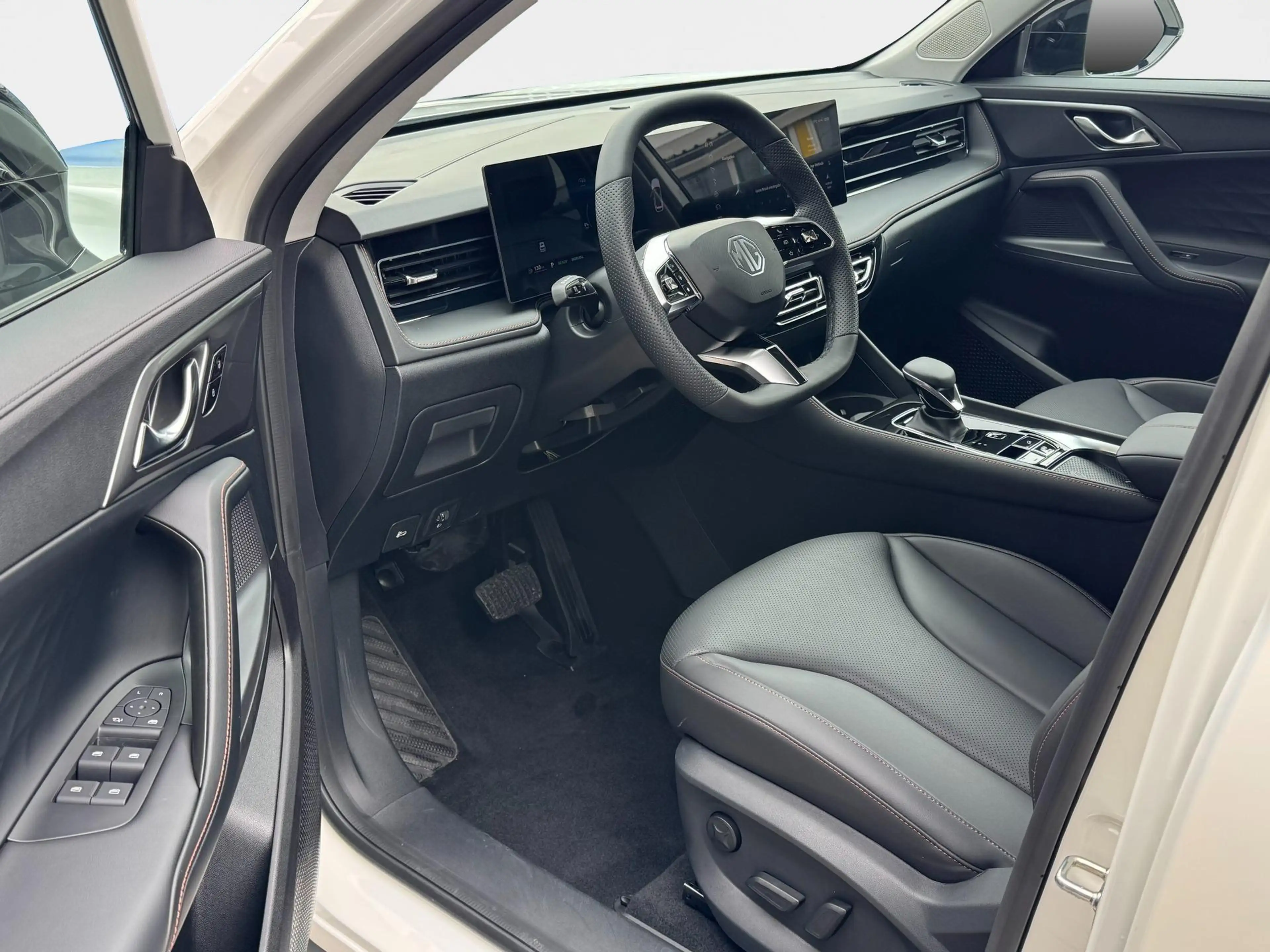 MG HS 1,5 Luxury Hybrid+ Leder 360° 19 Zoll SHZ ACC e... — photo 10