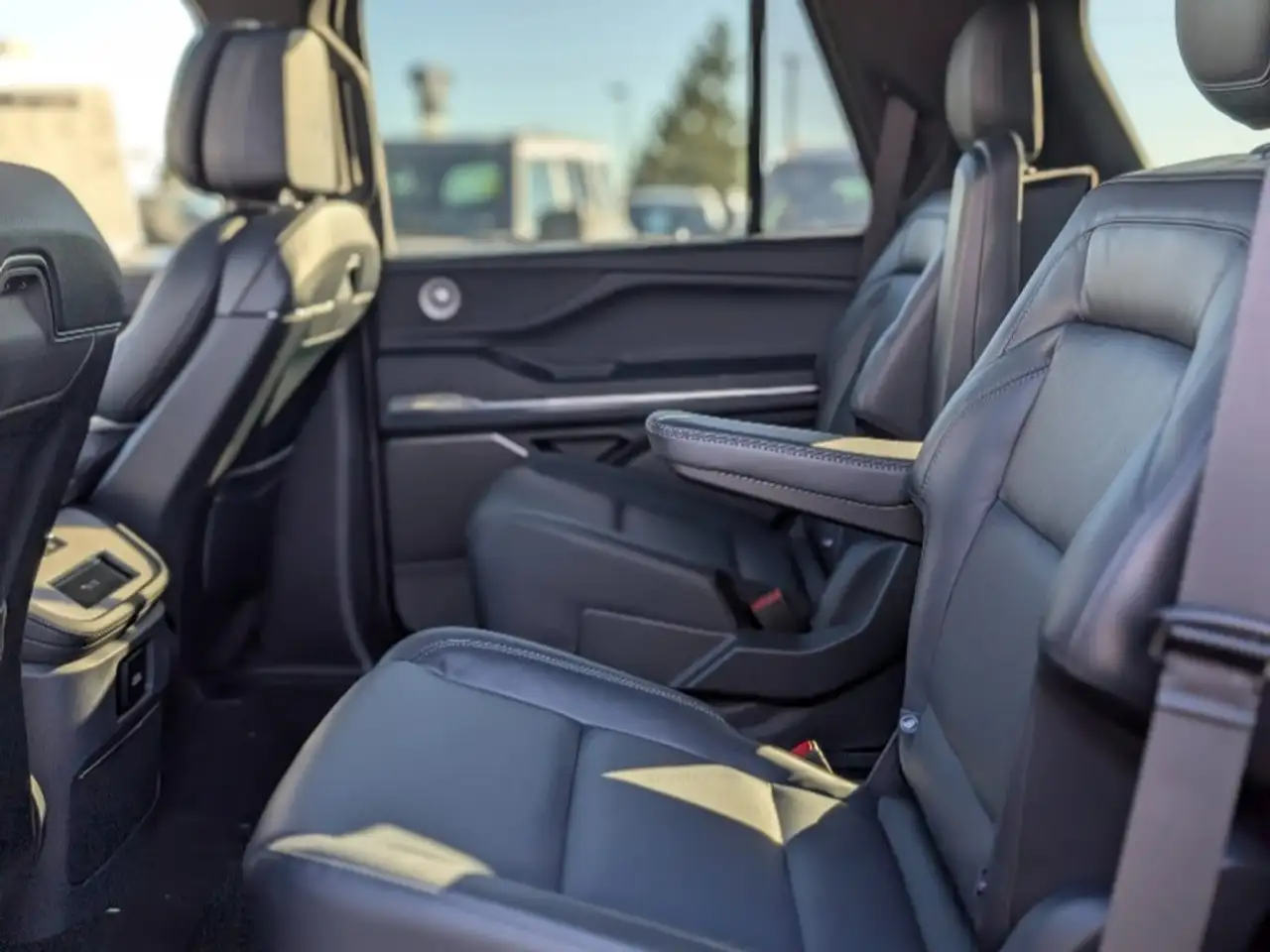 Lincoln Navigator снимка Lincoln Navigator