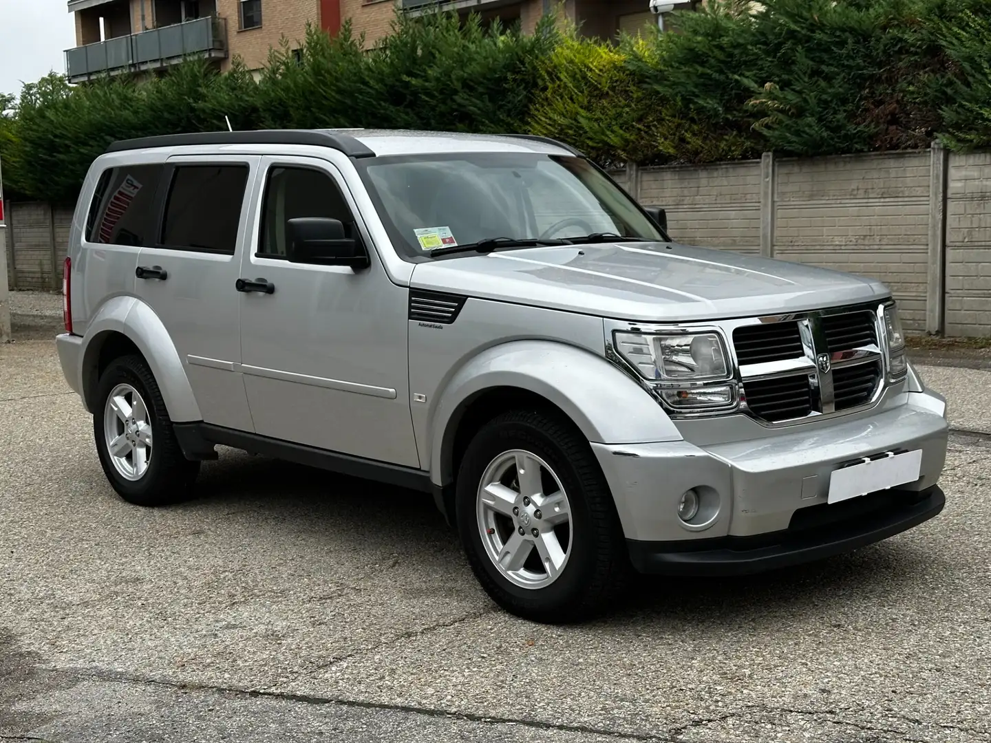 Dodge Nitro Nitro 2.8 CRD DPF SXT 4WD Argento - 1