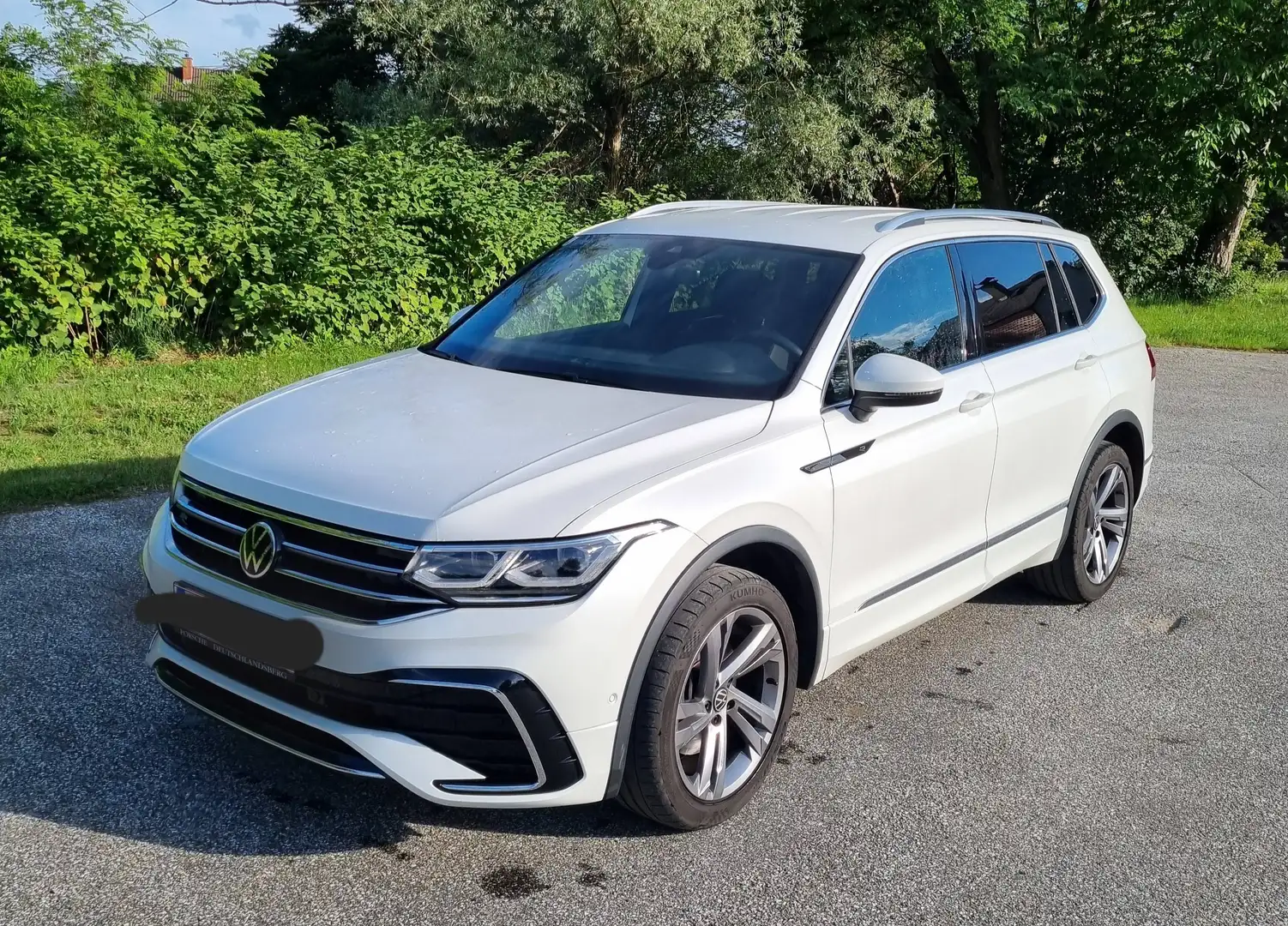 Volkswagen Tiguan Allspace Tiguan 2,0 TSI ACT Allspace 4Motion DSG R-Line R-Line Weiß - 1
