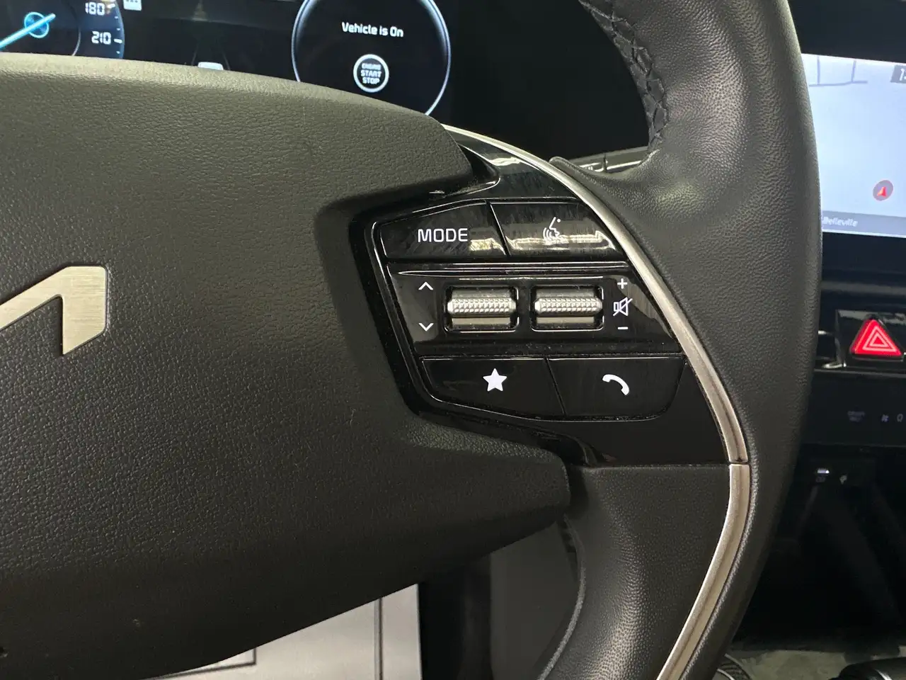Kia Niro снимка Kia Niro