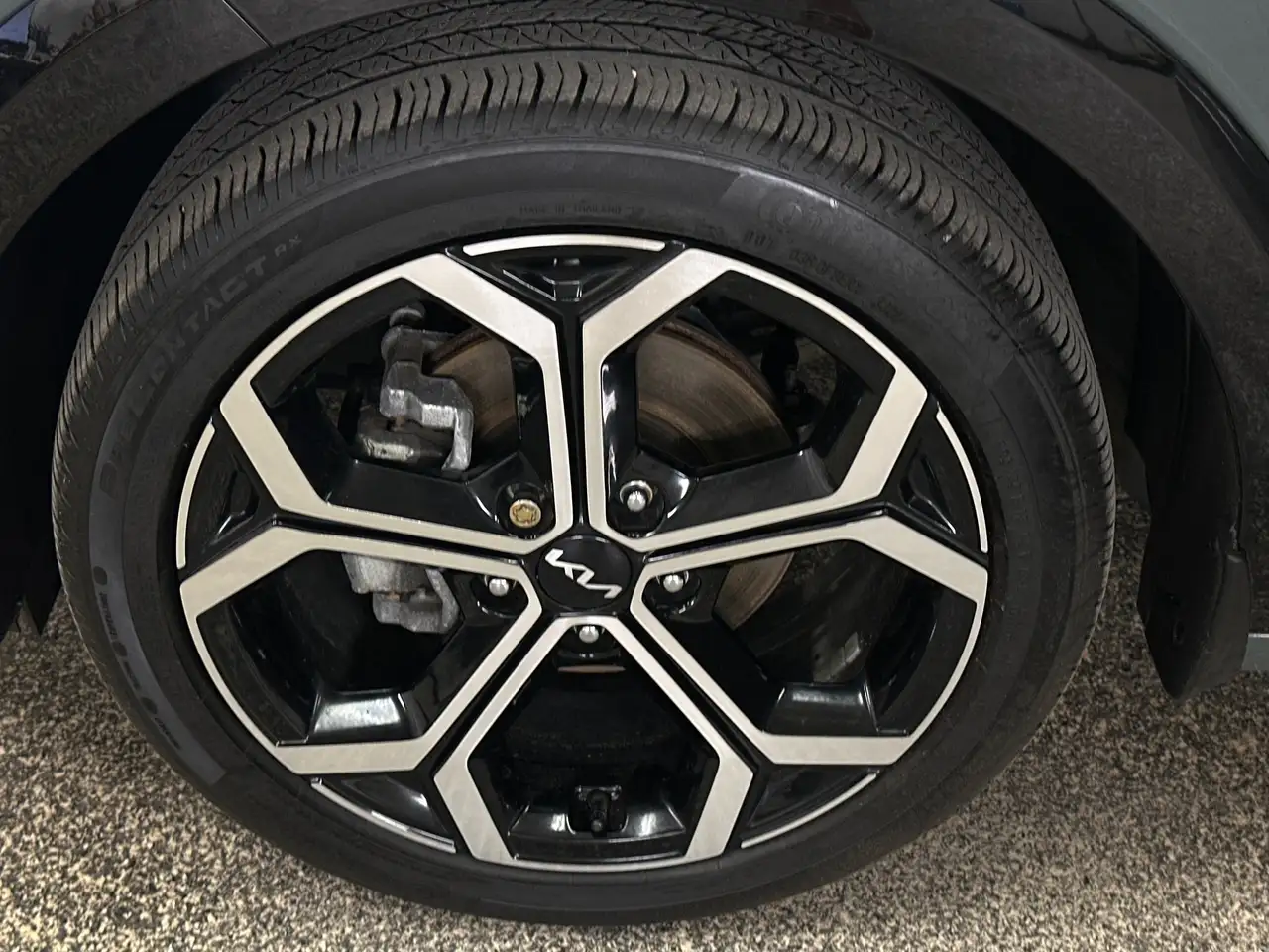 Kia Niro снимка Kia Niro