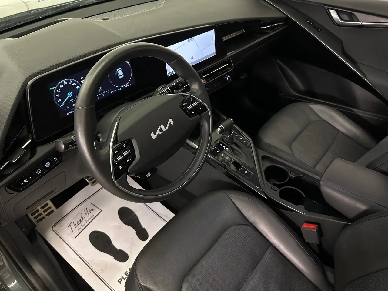 Kia Niro снимка Kia Niro