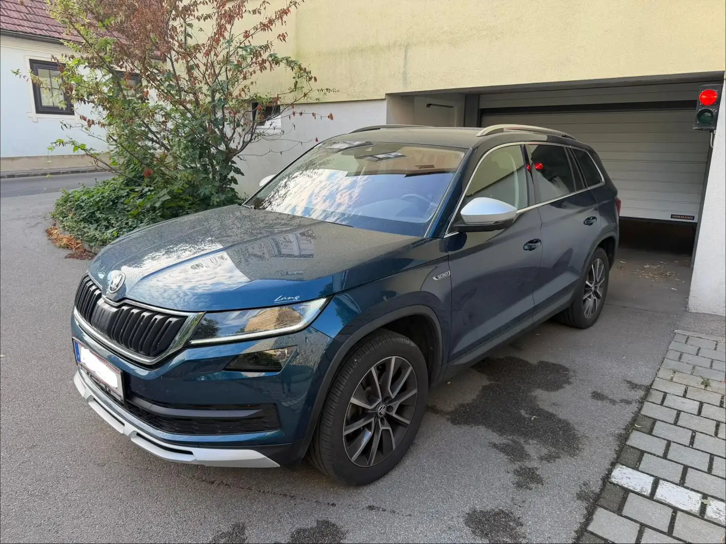 Skoda Kodiaq Kodiaq 2,0 TDI SCR 4x4 Scout DSG Blau - 1