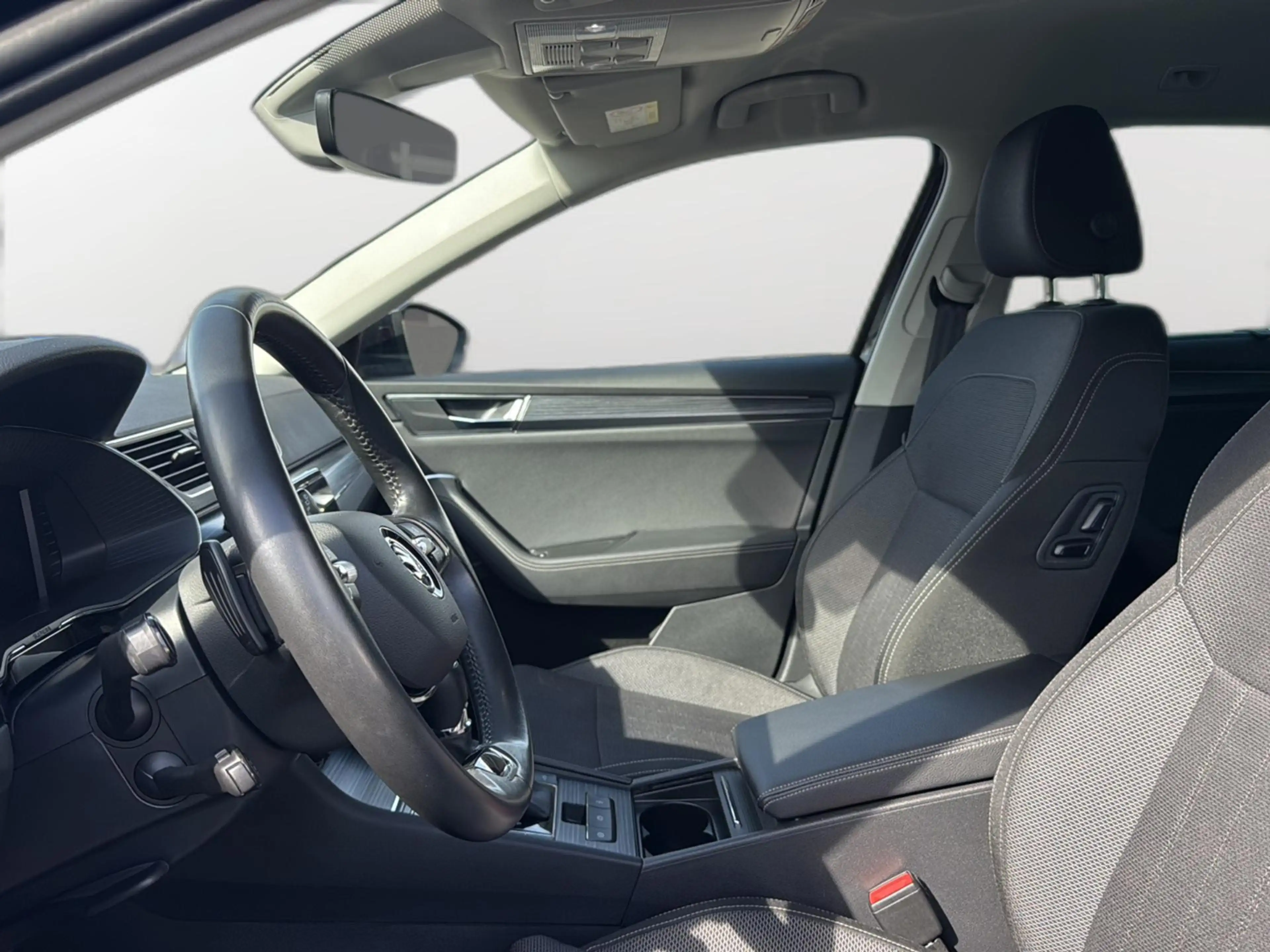 Skoda Superb 2.0TSI DSG Style ACC+CANTON+MEMO+RFK+VIRT — photo 12