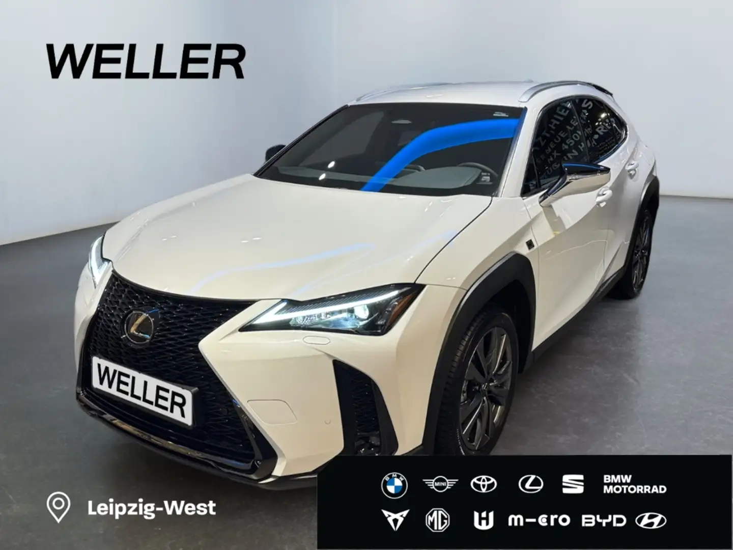 Lexus UX 300h Hybrid 5-Türer F-SPORT Design 199 PS Weiß - 1