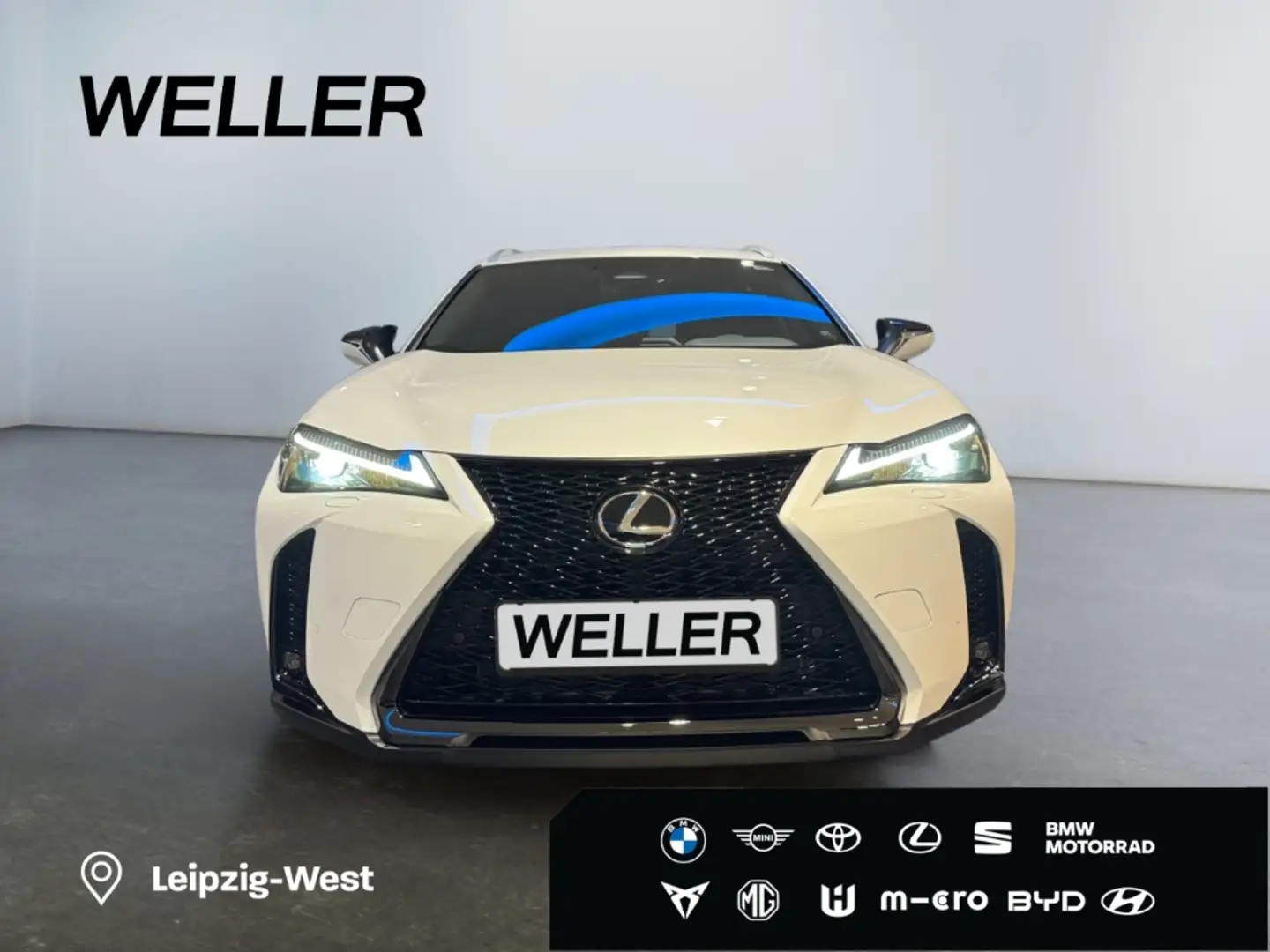 Lexus UX 300h Hybrid 5-Türer F-SPORT Design 199 PS Weiß - 2