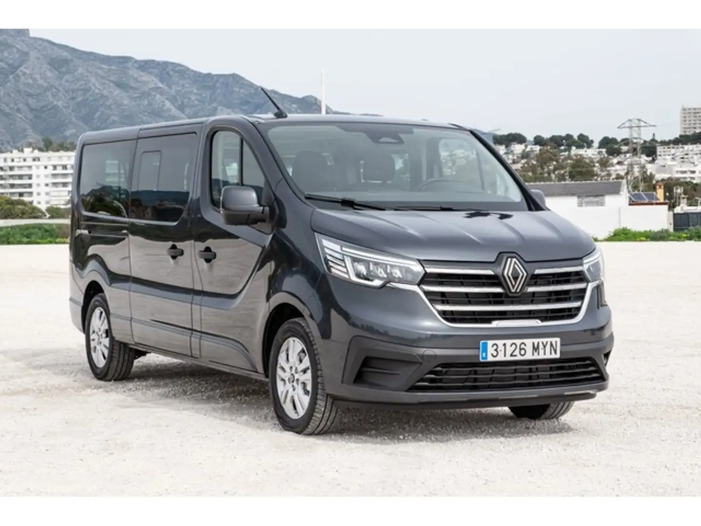 Renault Trafic Combi Mixto 5/6 2.0dCi Energy Blue Largo N1 Gris - 2