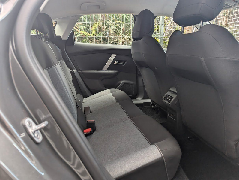 Citroen C4 PureTech 130 Feel SHZ. Kamera. LED. 18 ZOLL — photo 8