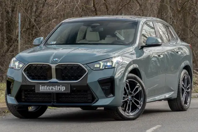 BMW X2 main image