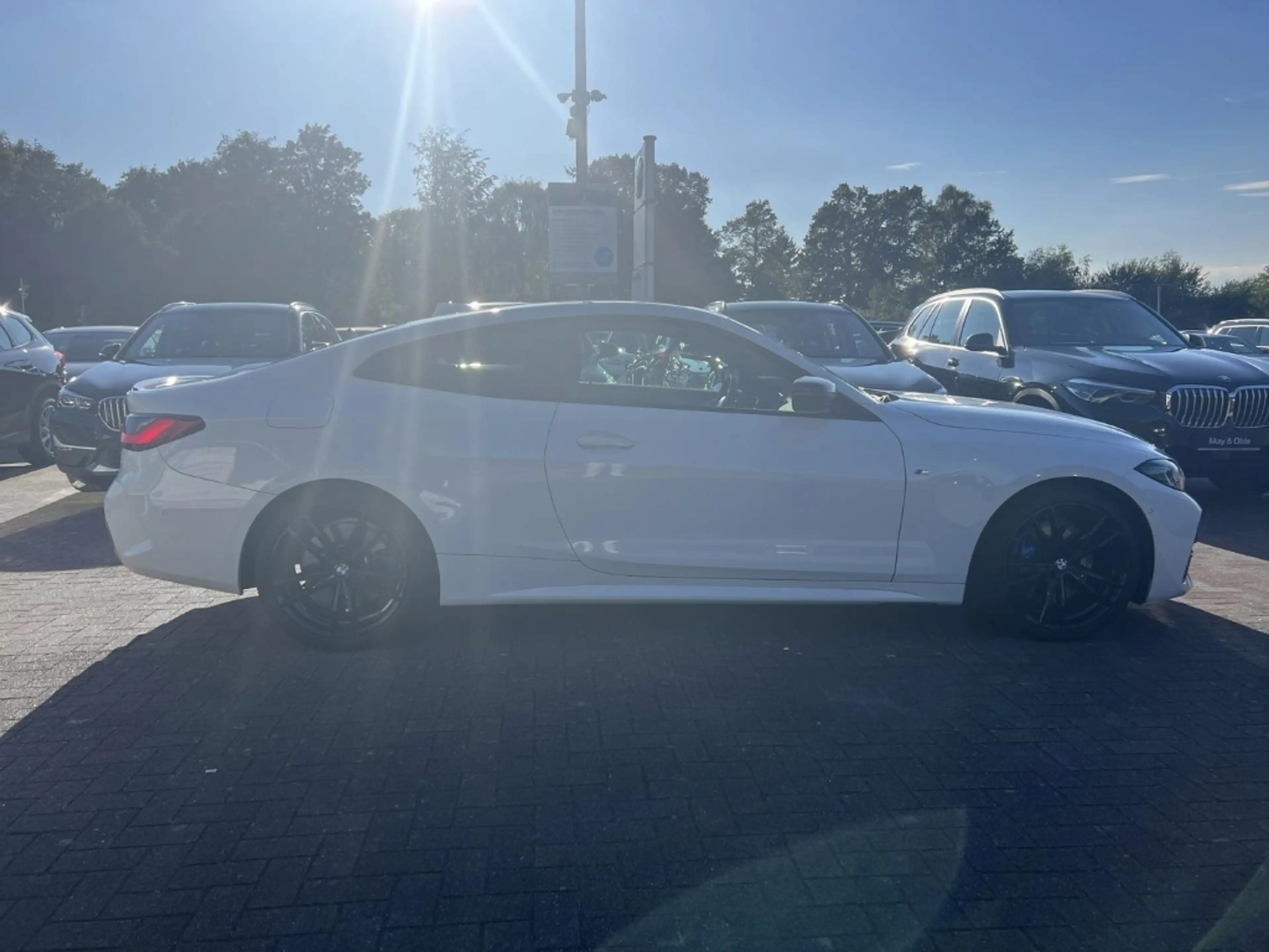 BMW 420 I Sportpaket Navi Leder Digitales Cockpit Soundsys — photo 2