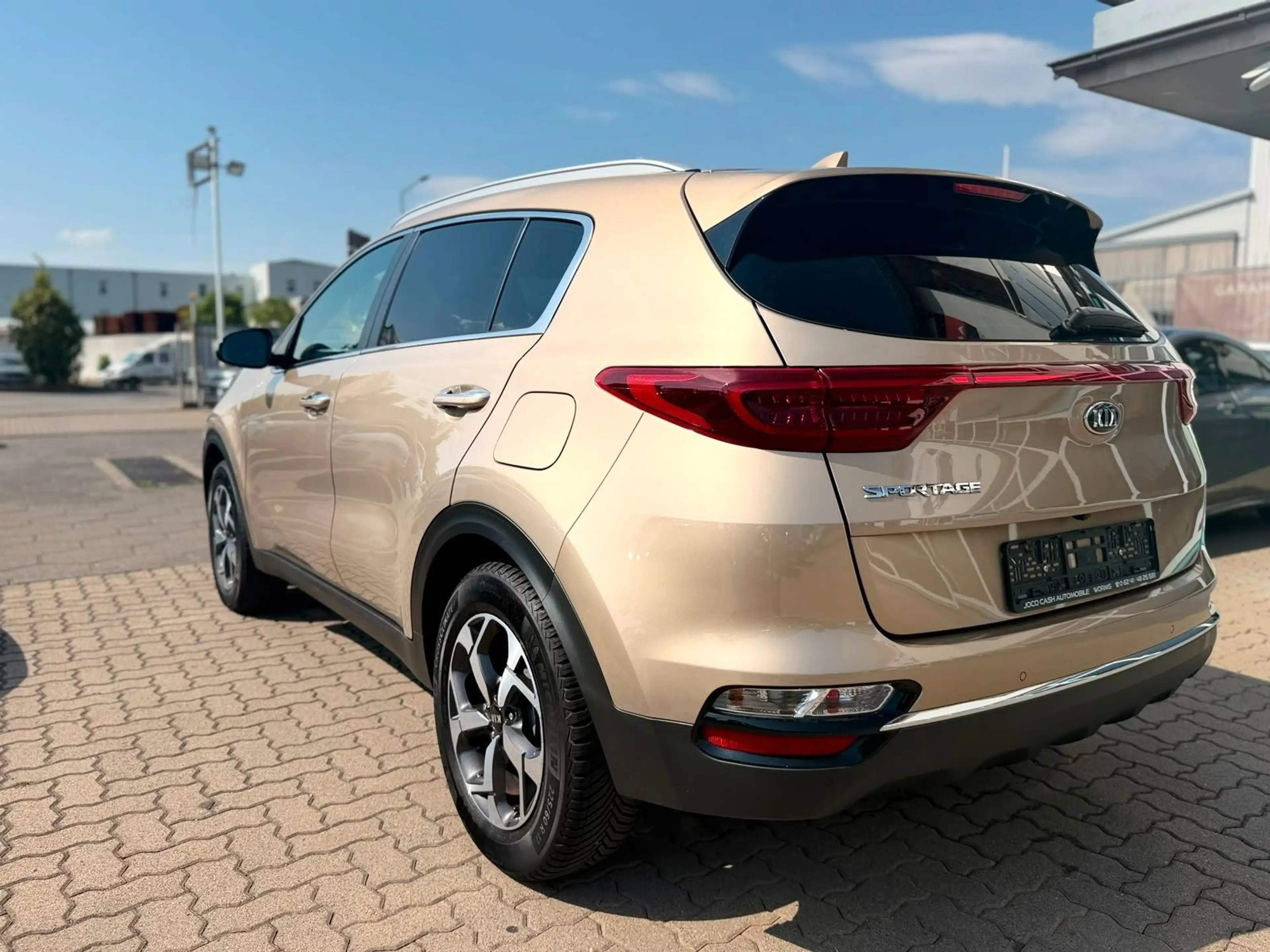Kia Sportage Dream Team 2WD*KAMERA*TEMPOMAT* — photo 4