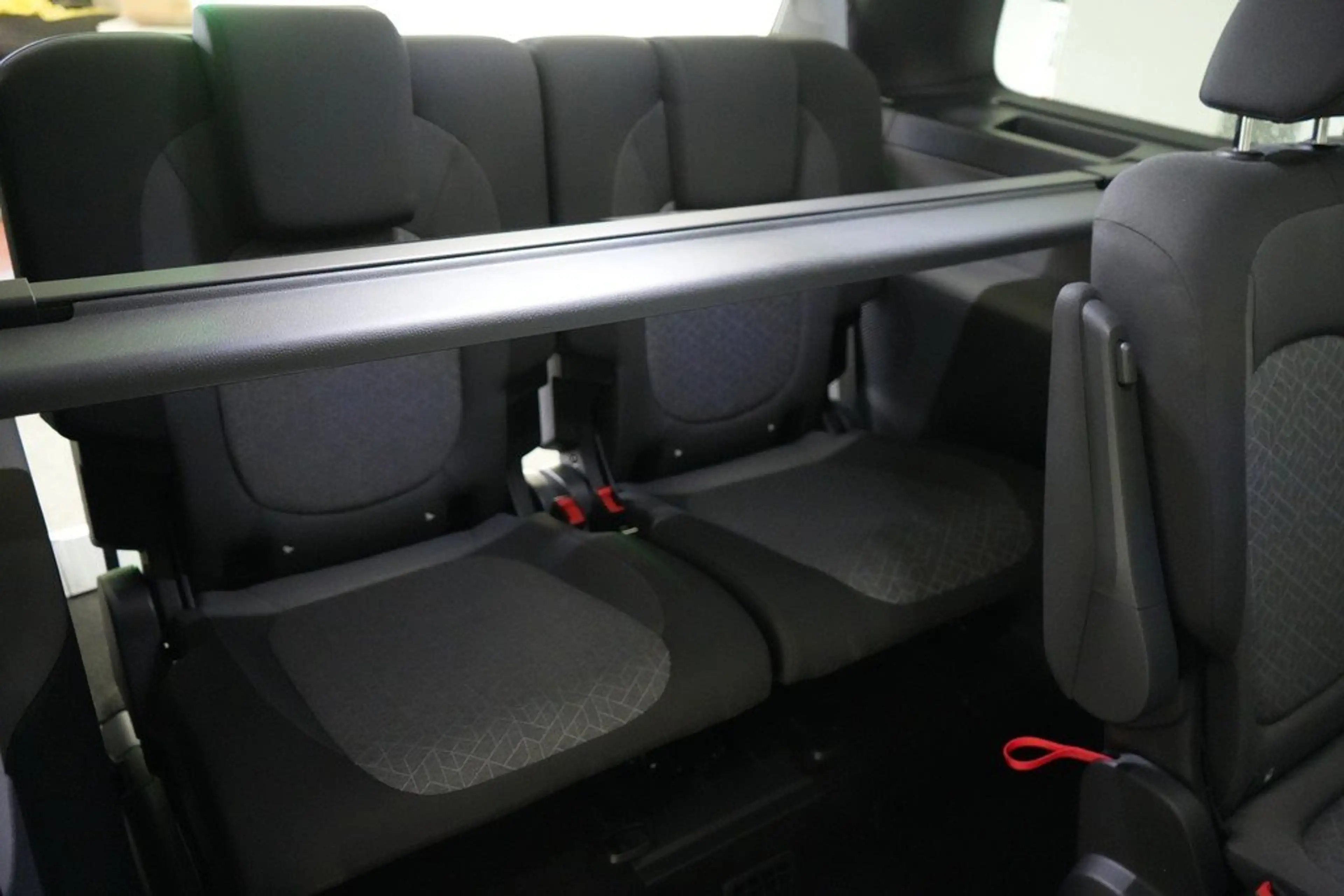 Volkswagen ID. Buzz Pro Goal 210 kW KR ACC Navi Kamera — photo 13