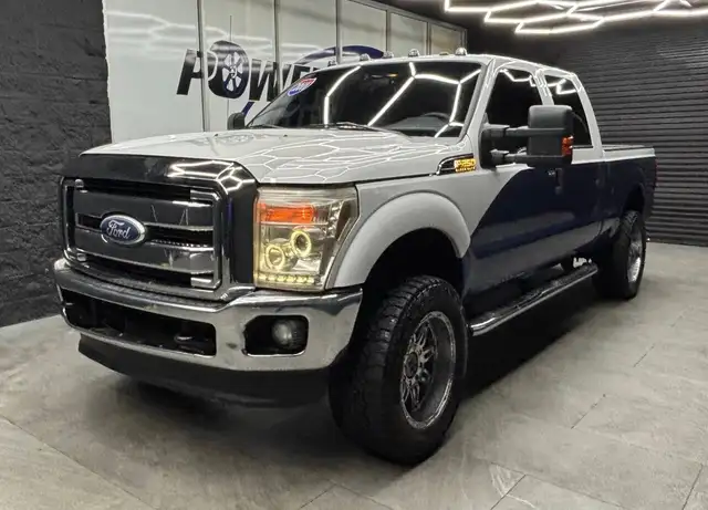 Ford F-250 F-250 Super Duty XLT 4x4 4dr Crew Cab 8 ft. LB Pickup