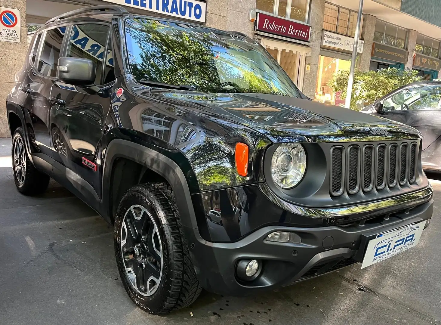 Jeep Renegade Renegade 2.0 mjt Deserthawk 4wd 170cv auto Nero - 2