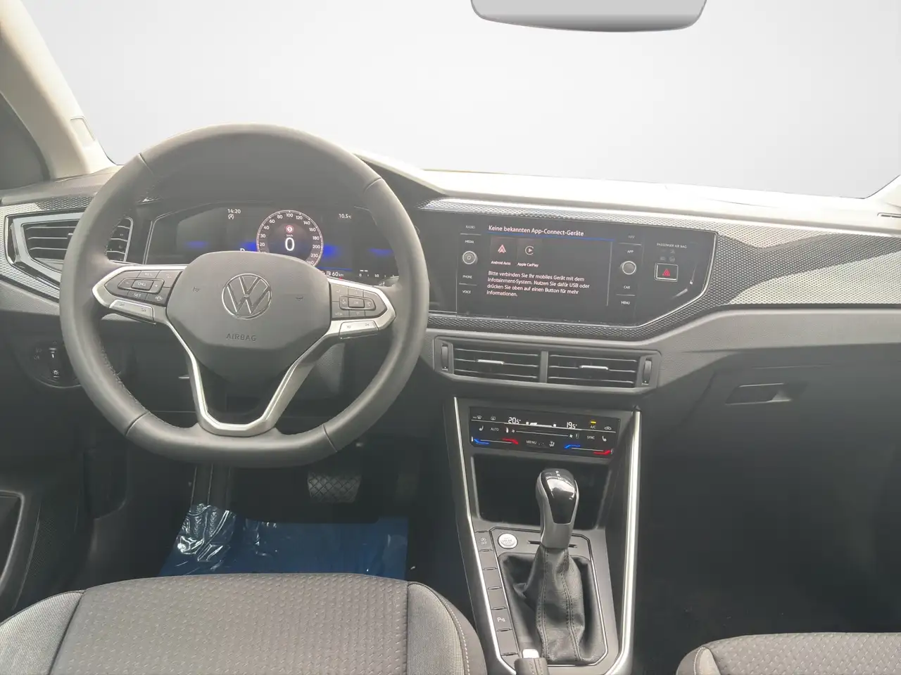 Volkswagen Taigo 1.0 TSI DSG Life 9