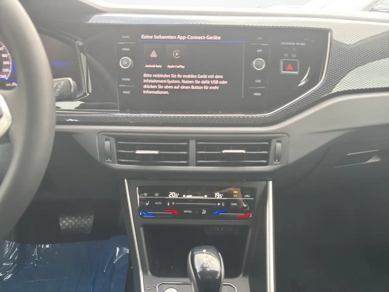 Volkswagen Taigo 1.0 TSI DSG Life 11