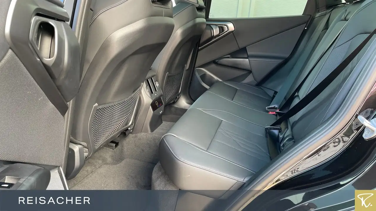 BMW X3 xDrive 20d M Sport,Pano,AHK,RFK,adLED 8