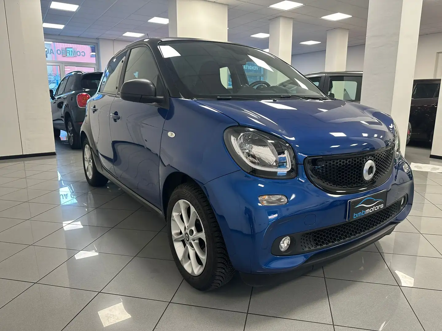 smart forFour Forfour 1.0 Brabus Style 71cv Bleu - 2