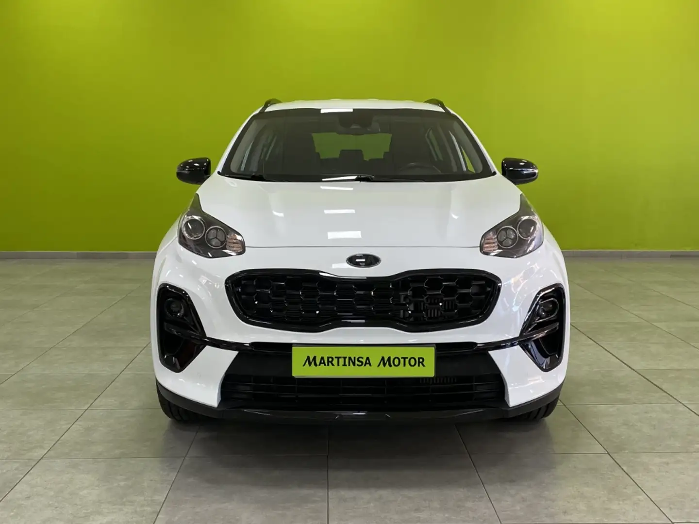 Kia Sportage 1.6 MHEV Black Edition 4x2 136 Blanco - 2