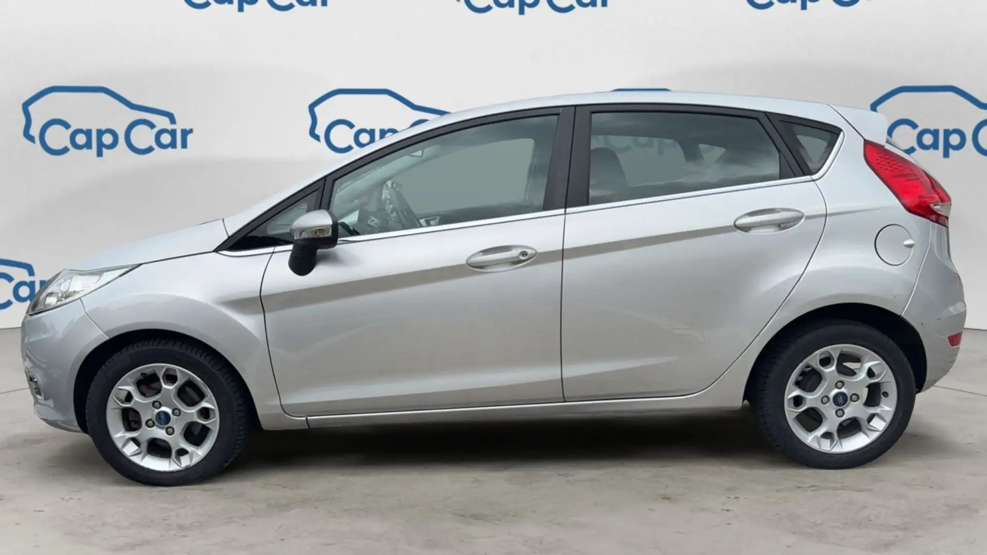Ford Fiesta 1.4 TDCi 70 Titanium - 2