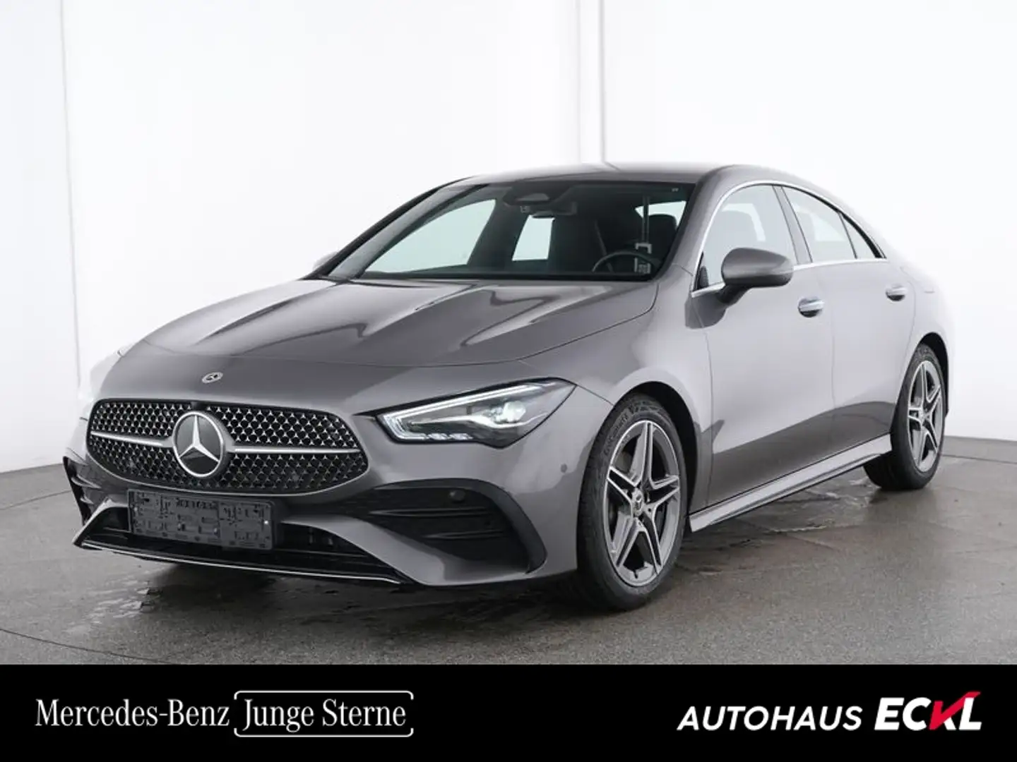 Mercedes-Benz CLA 180 Coupé AMG Line Winterp. SportS. Grigio - 1