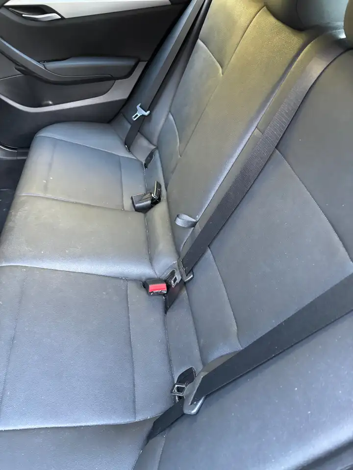 BMW X1 снимка BMW X1